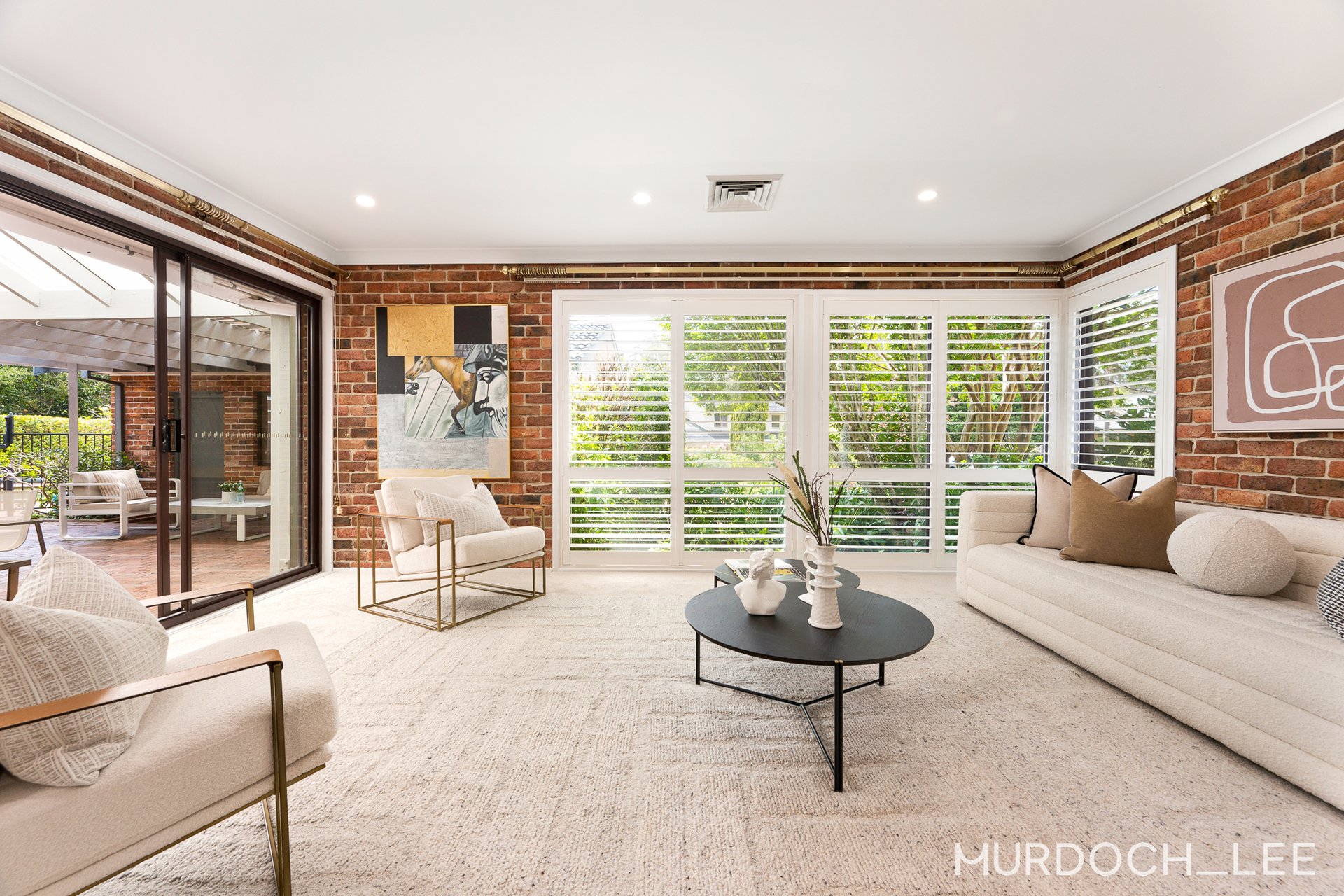 35 Rossian Place, Cherrybrook Auction by Murdoch Lee Estate Agents - image 2