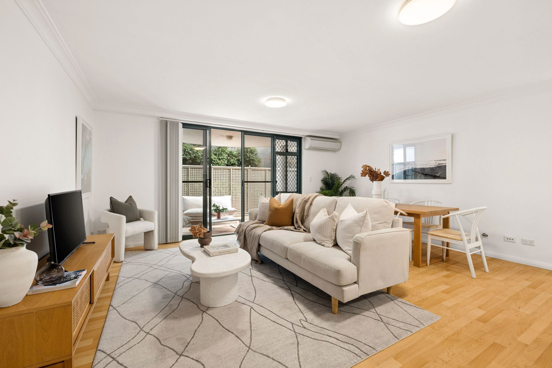 7/26-28 Melrose Parade, Clovelly Sold by Sydney Sotheby's International Realty