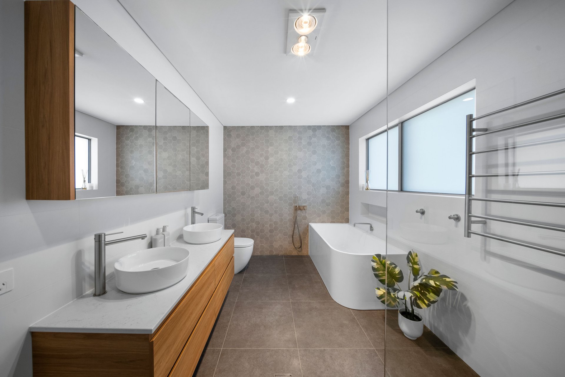 9 Charles Street, Eastlakes Auction by Sydney Sotheby's International Realty - image 8