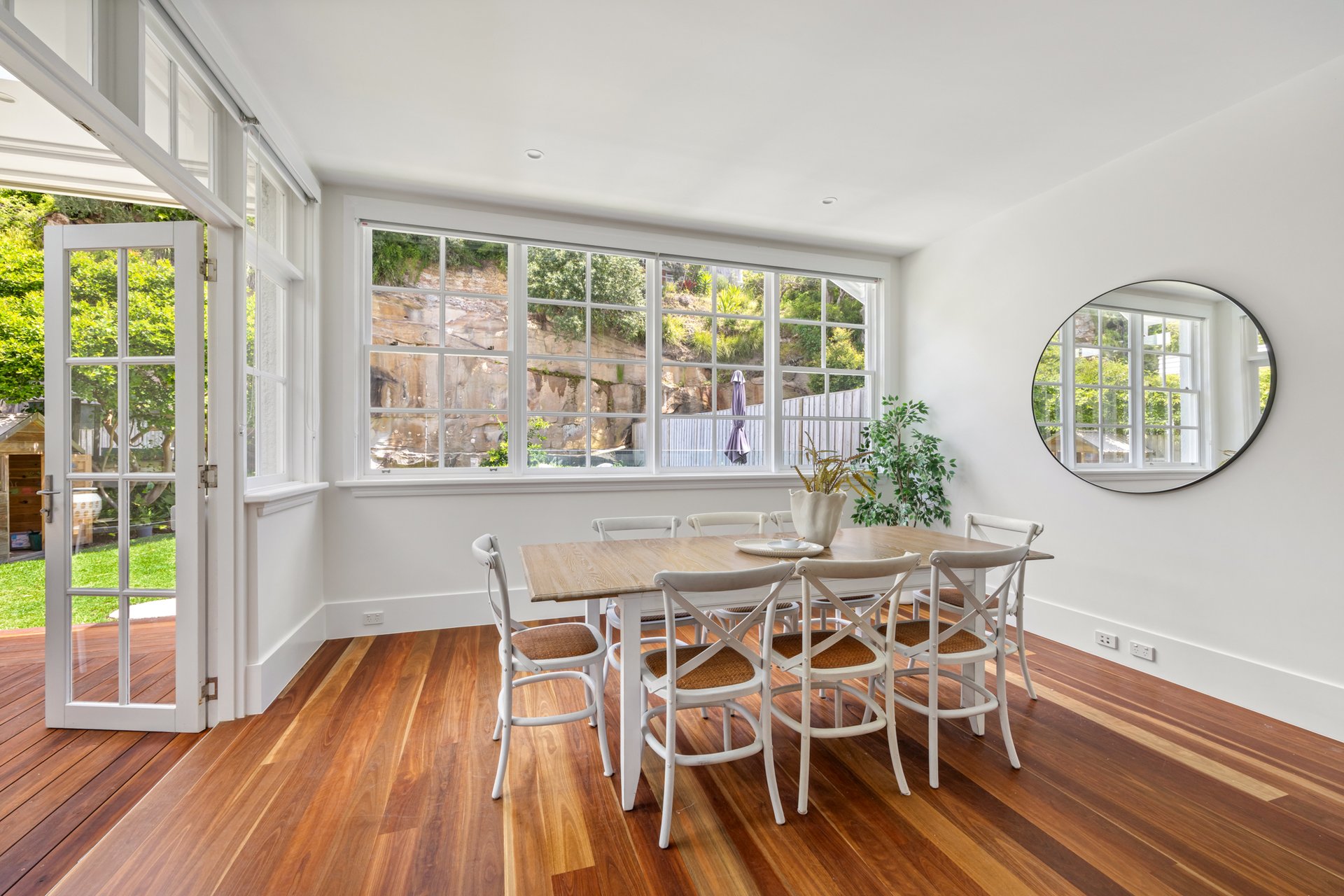 74 Beach Street, Coogee Auction by Sydney Sotheby's International Realty - image 7
