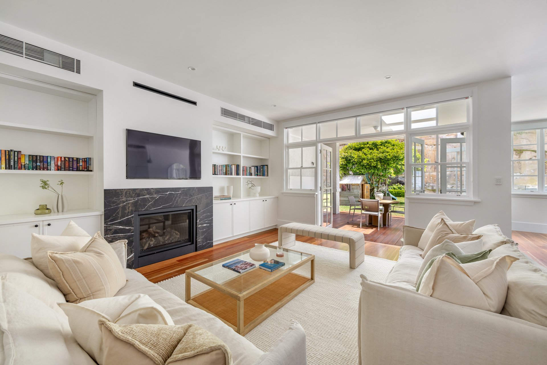 74 Beach Street, Coogee Auction by Sydney Sotheby's International Realty - image 8