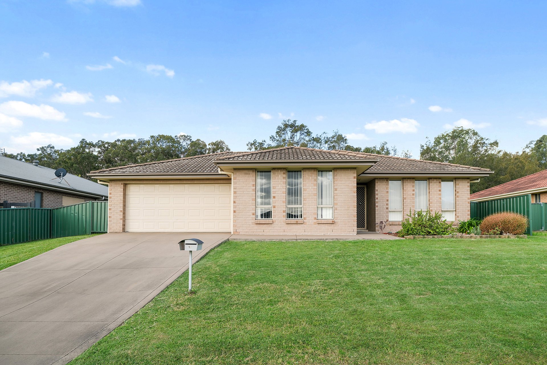 12 Shortland Drive, Rutherford, NSW, 2320