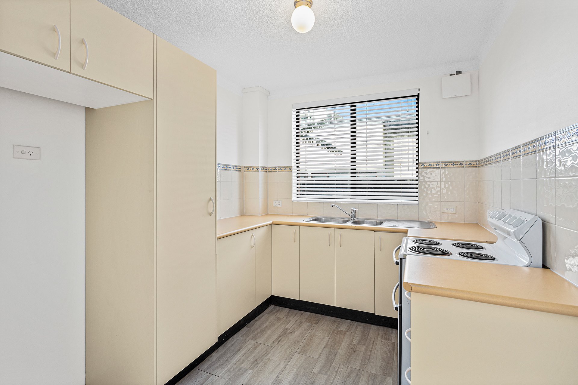 1/53 Carters Lane, Fairy Meadow For Lease by Laurence Morgan Real Estate - image 3
