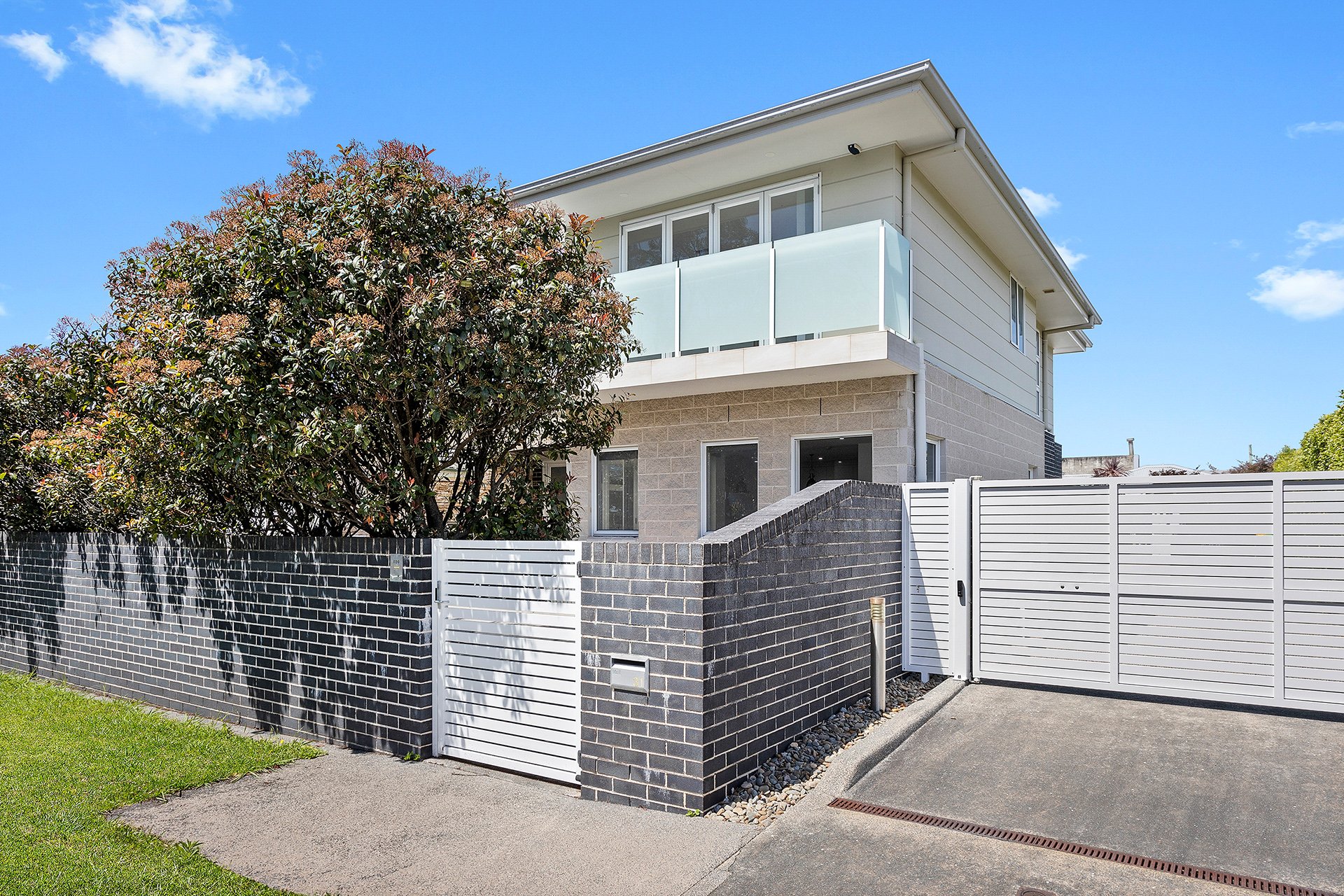31 Farrell Street, Balgownie For Sale by Laurence Morgan Real Estate