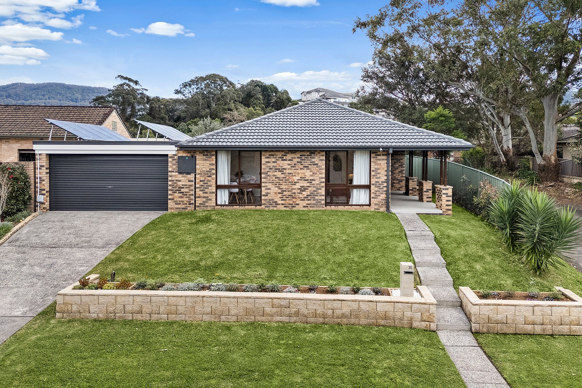 74 Gibsons Road, Figtree Sold by Laurence Morgan Real Estate