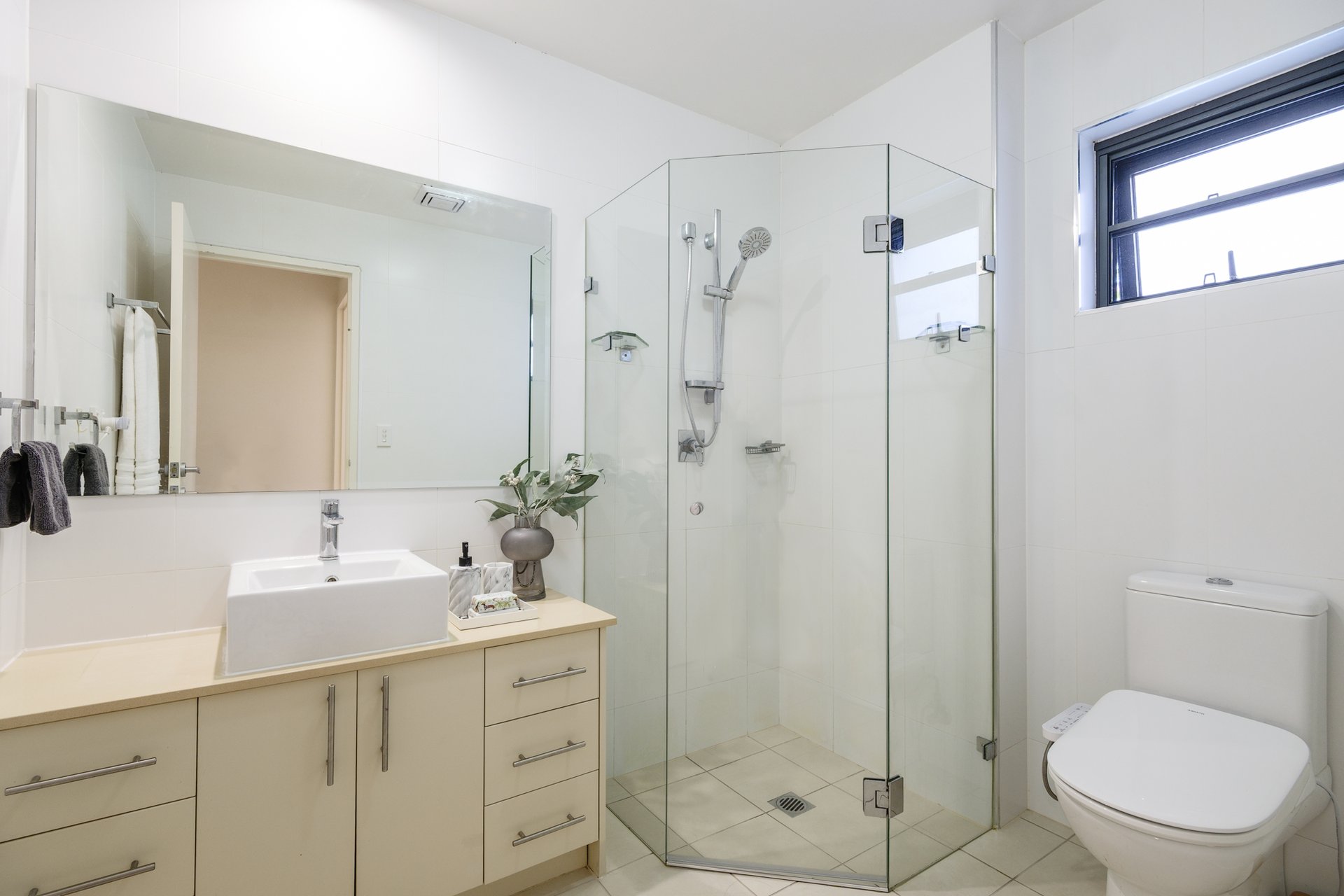 A102/1-9 Buckingham Road, Killara Auction by Chan Yahl - image 11