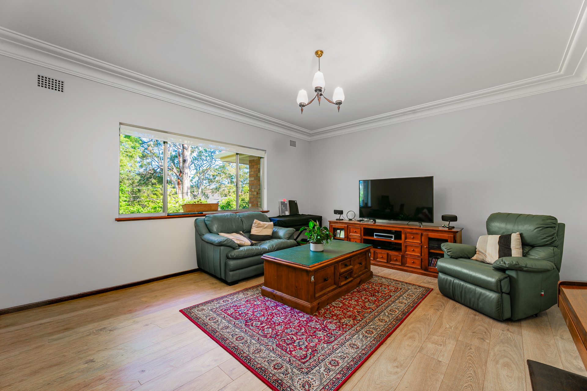 19 Craiglands Avenue, Gordon Auction by The Marshall Group - image 5