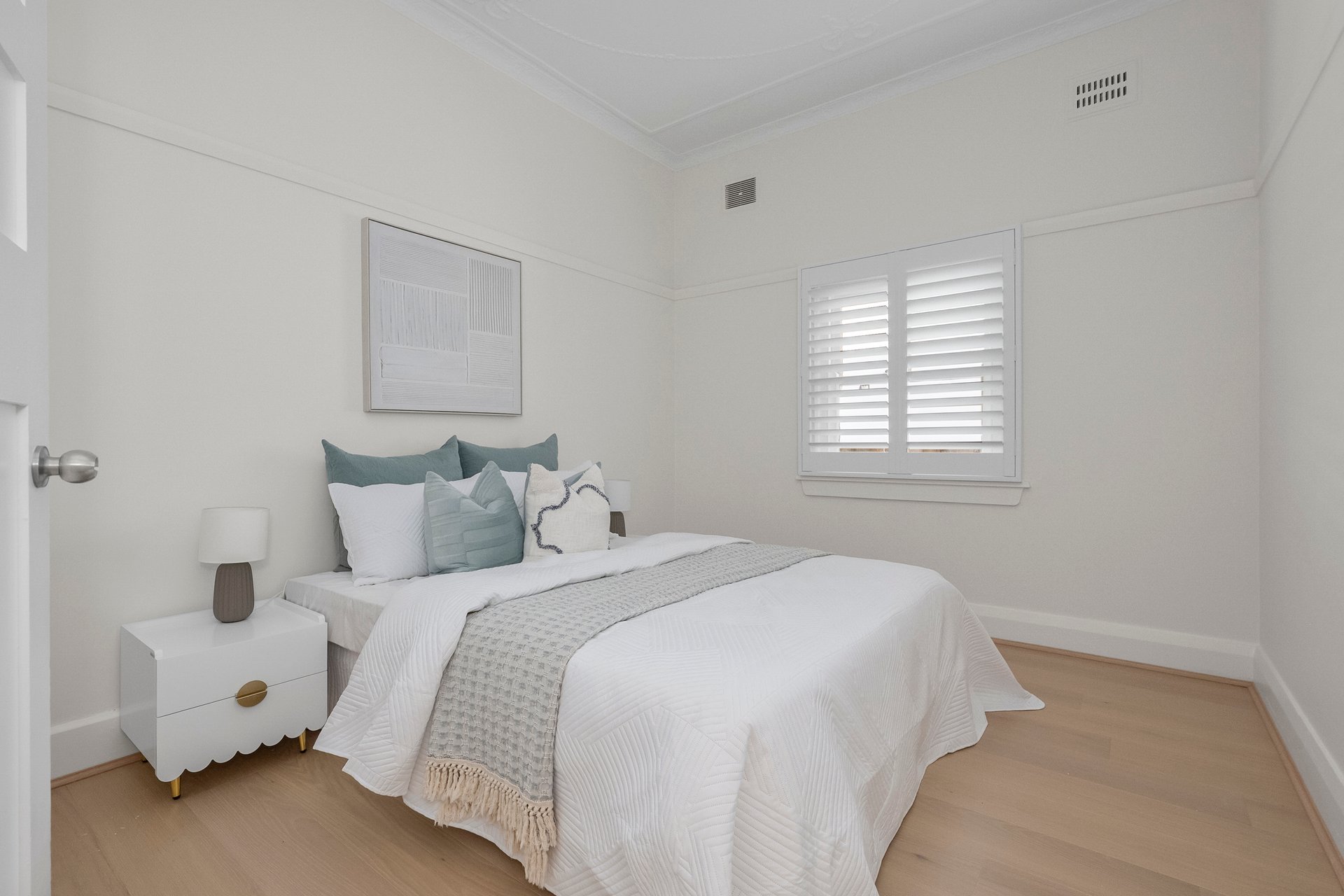 33 South Creek Road, Dee Why Auction by The Marshall Group - image 8