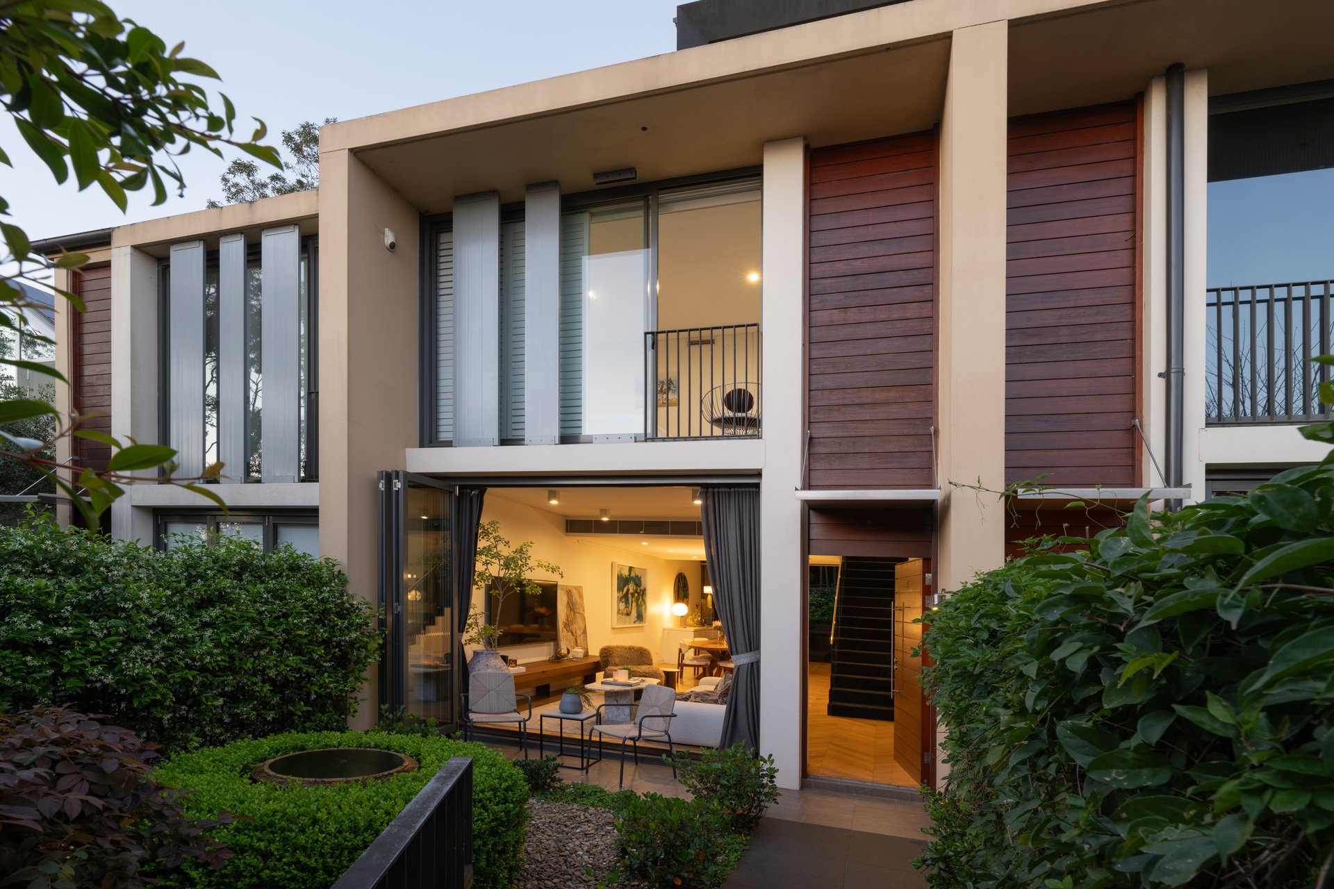 11/34-40 Union Street, McMahons Point - Image 1