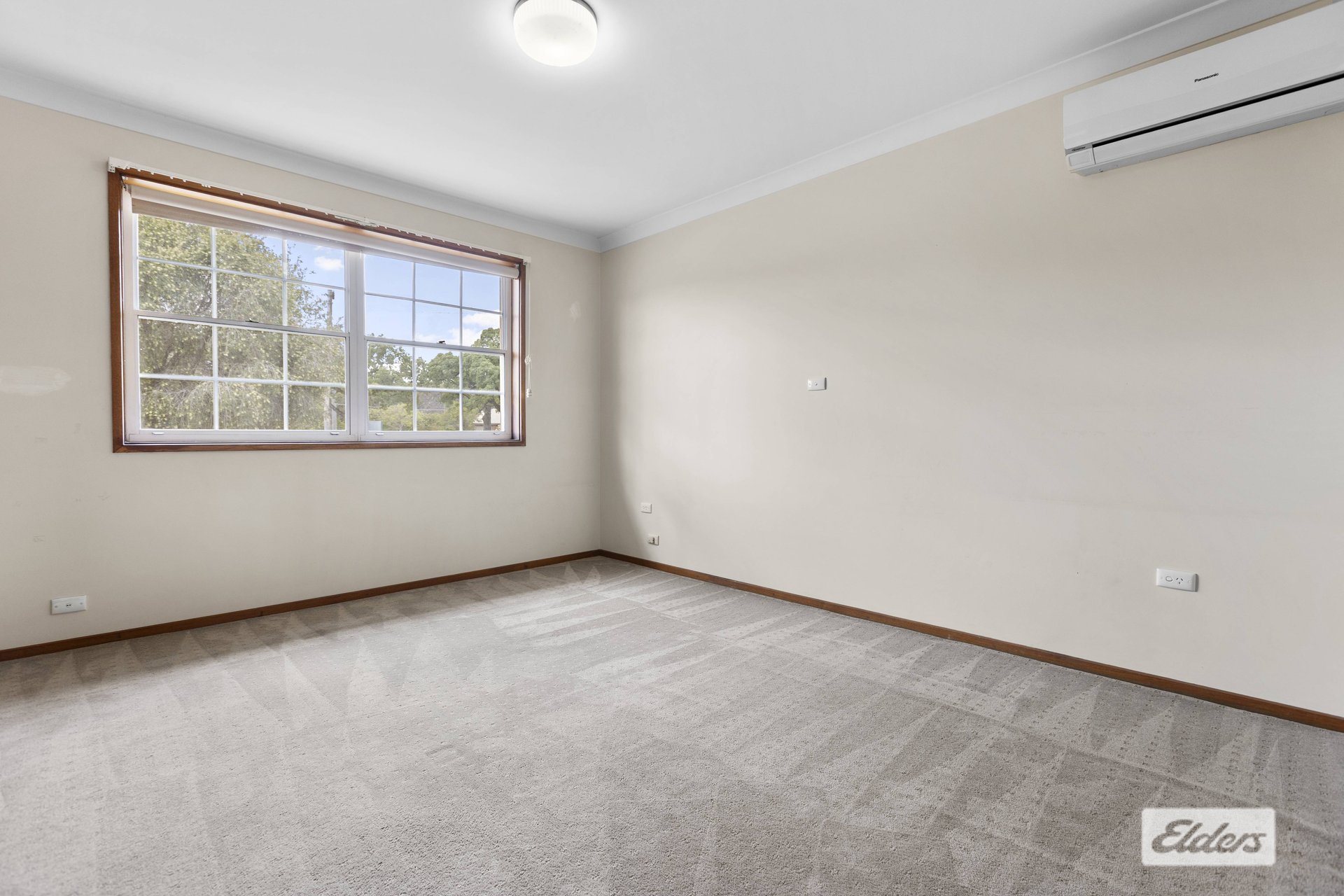 103 Urana Street — photo 7 of 10