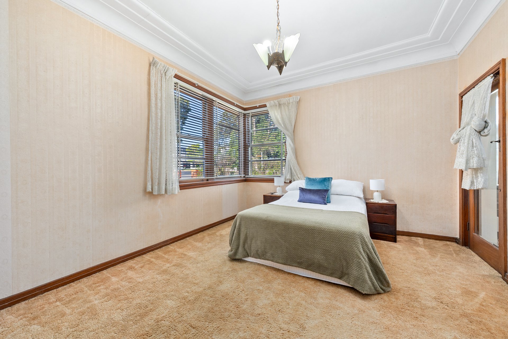 141 Homebush Road, Strathfield Auction by Richard Matthews Real Estate - image 8