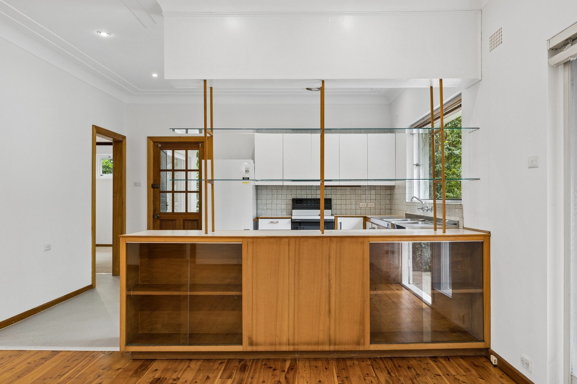 60 Abingdon Road, Roseville Auction by Sydney Sotheby's International Realty - image 3