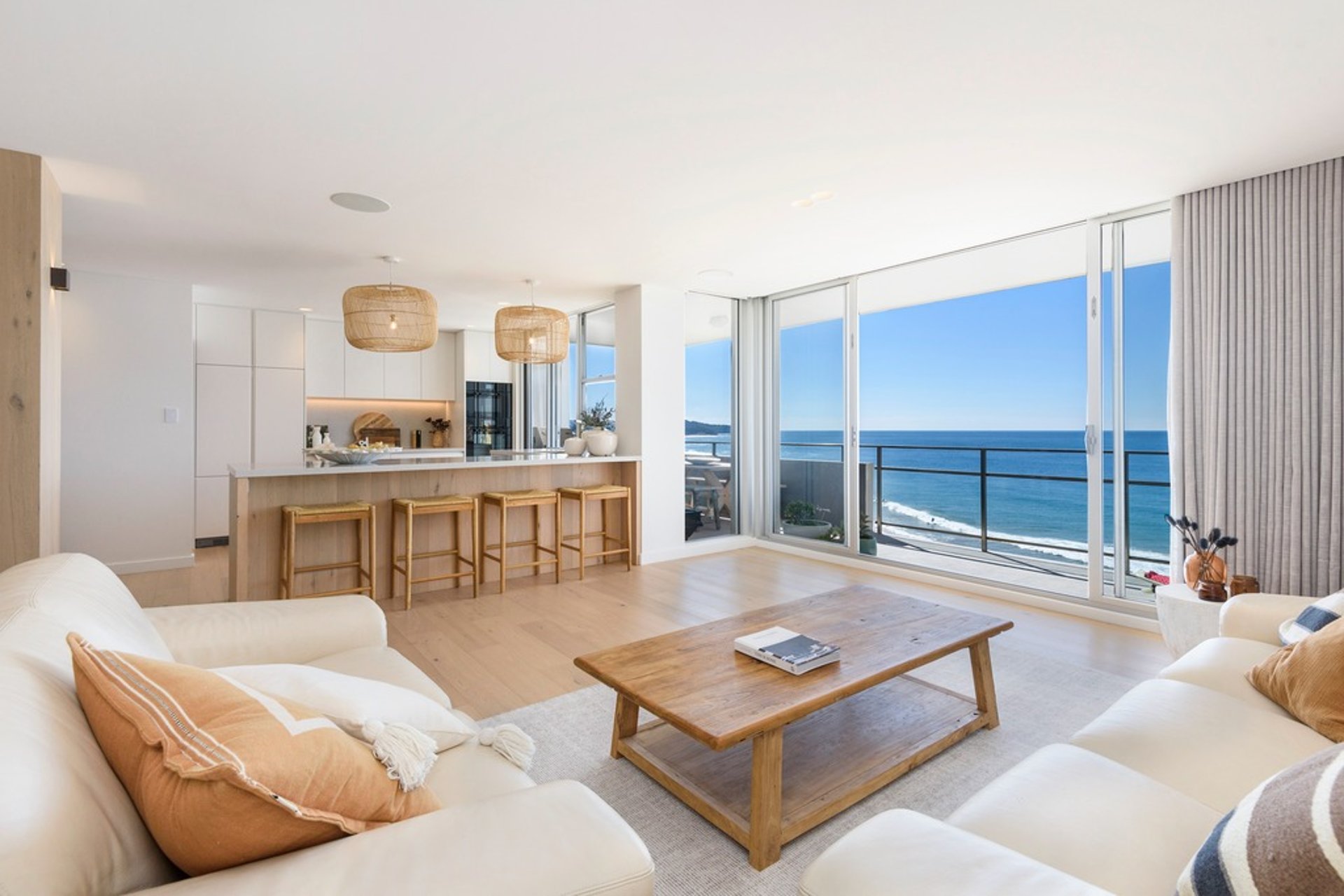21 & 22/11 Ocean Street, Narrabeen For Lease by Sydney Sotheby's International Realty - image 3