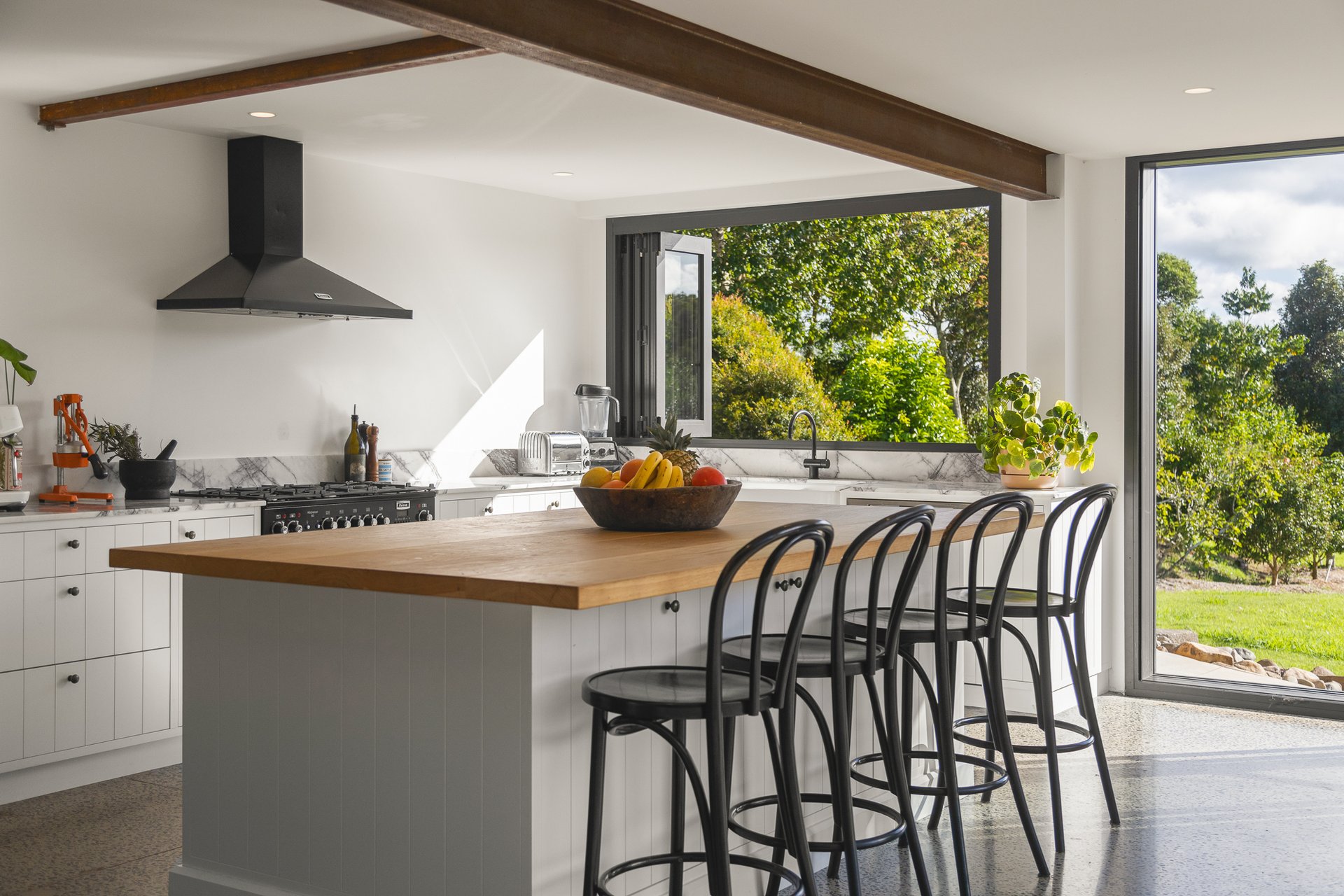 168 Grays Lane, Tyagarah For Sale by Byron Bay Sotheby's International Realty - image 1