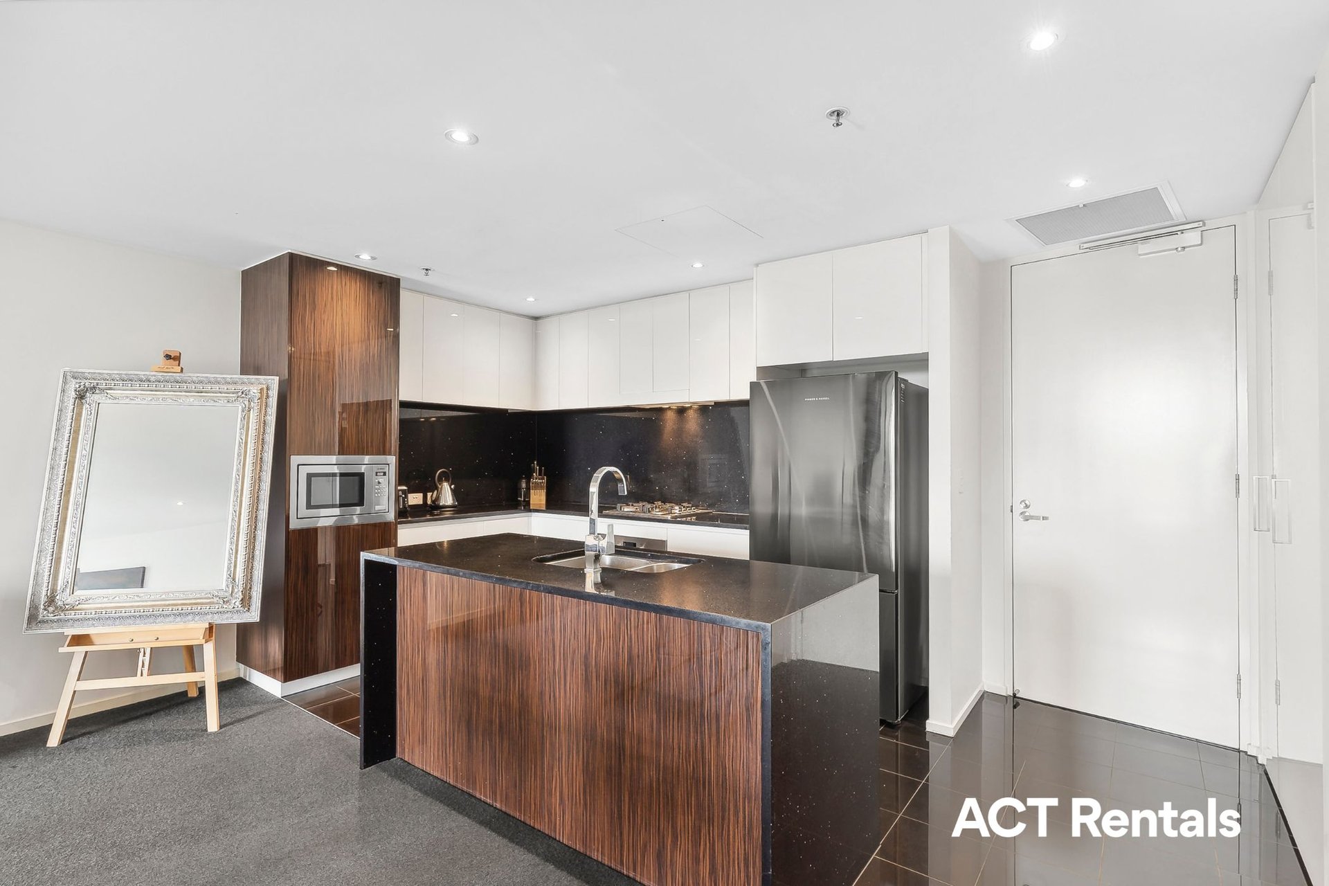 1209/240 Bunda Street City