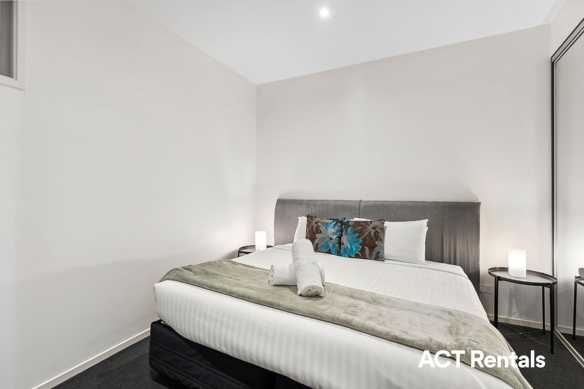 1209/240 Bunda Street City