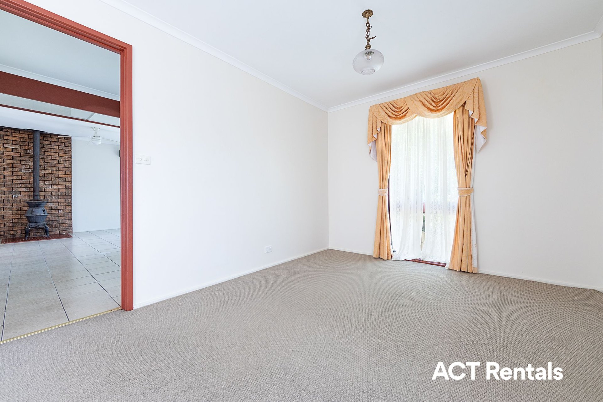 4 Reid Place Kambah