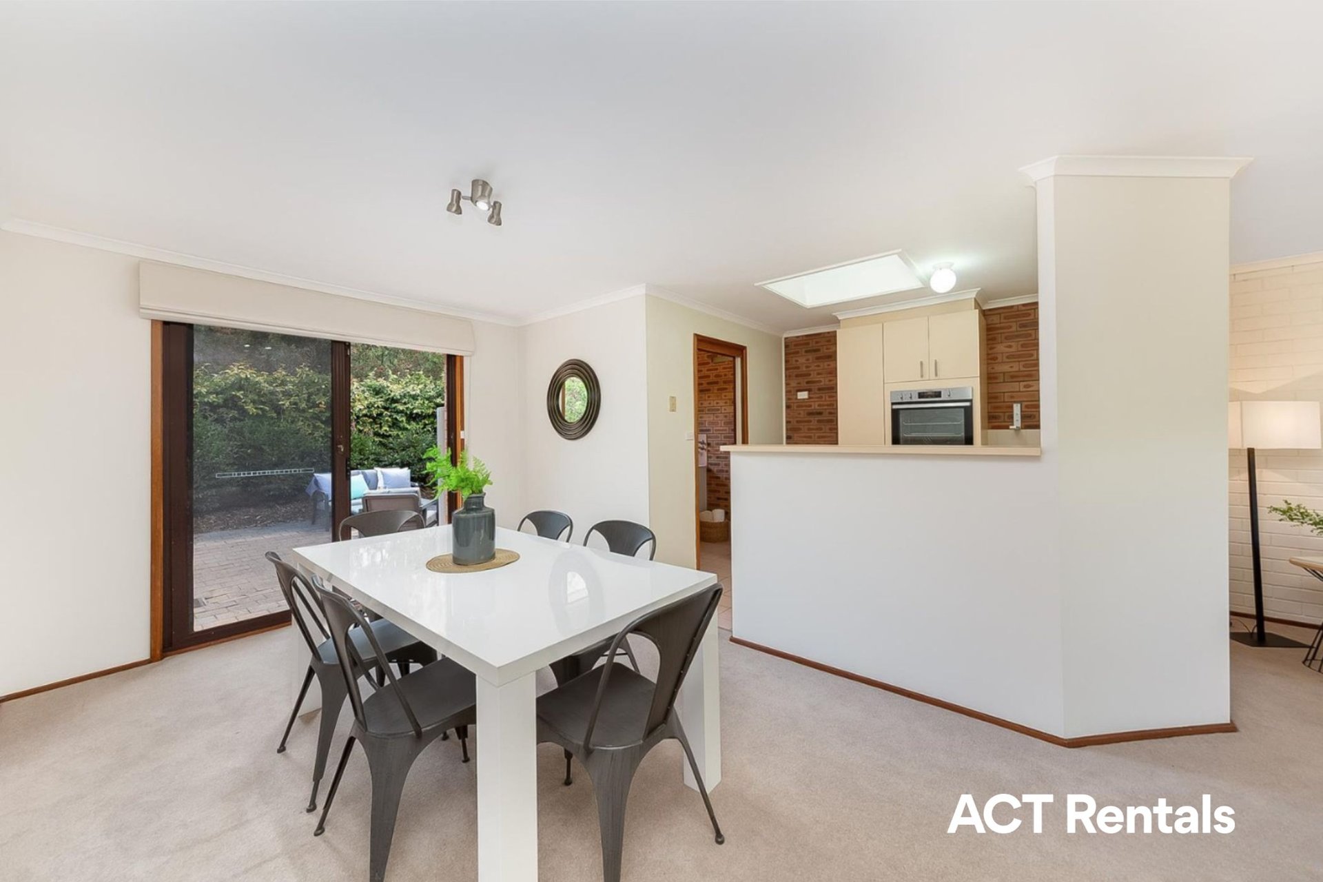 32/21 Cossington-Smith Crescent Lyneham