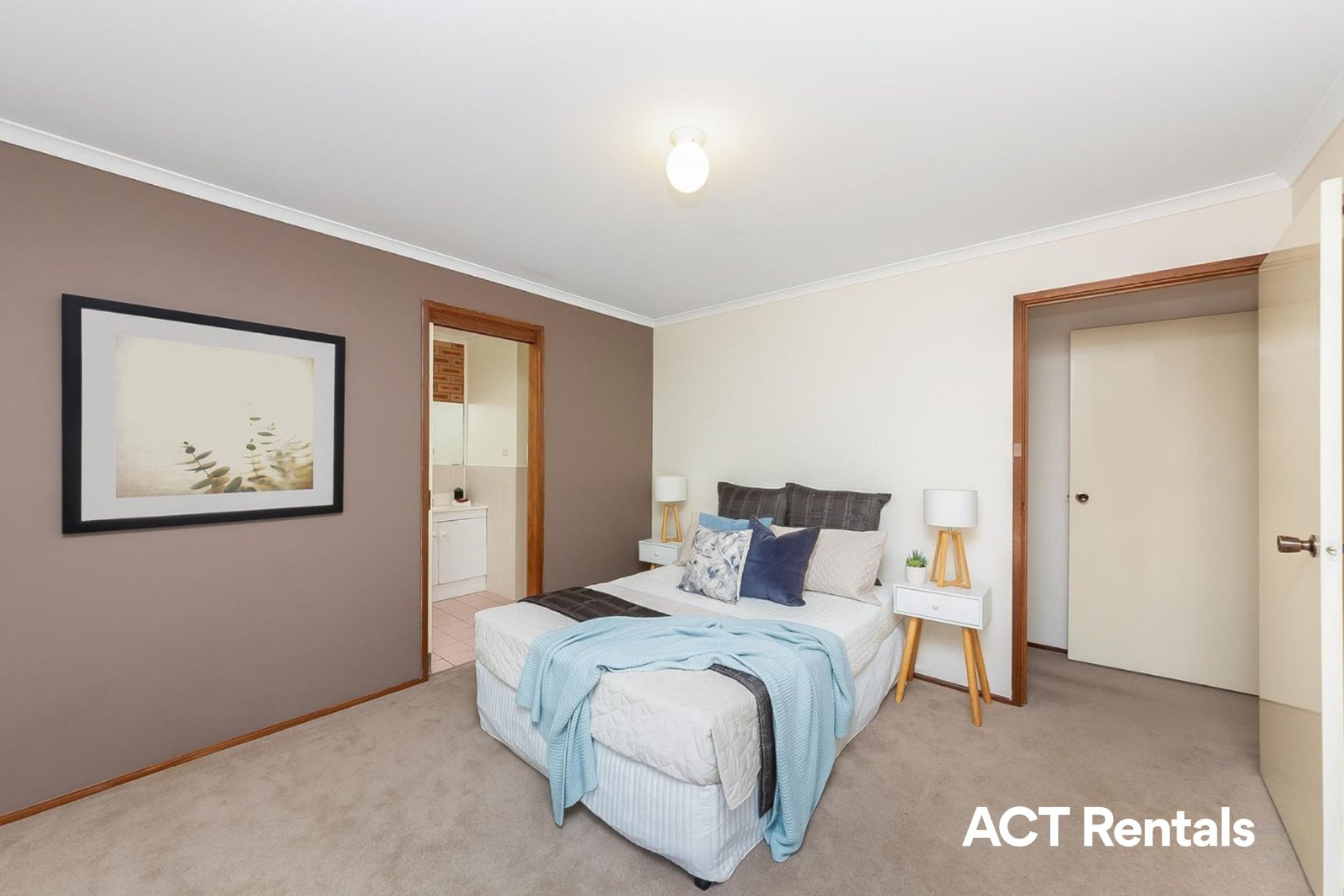 32/21 Cossington-Smith Crescent Lyneham