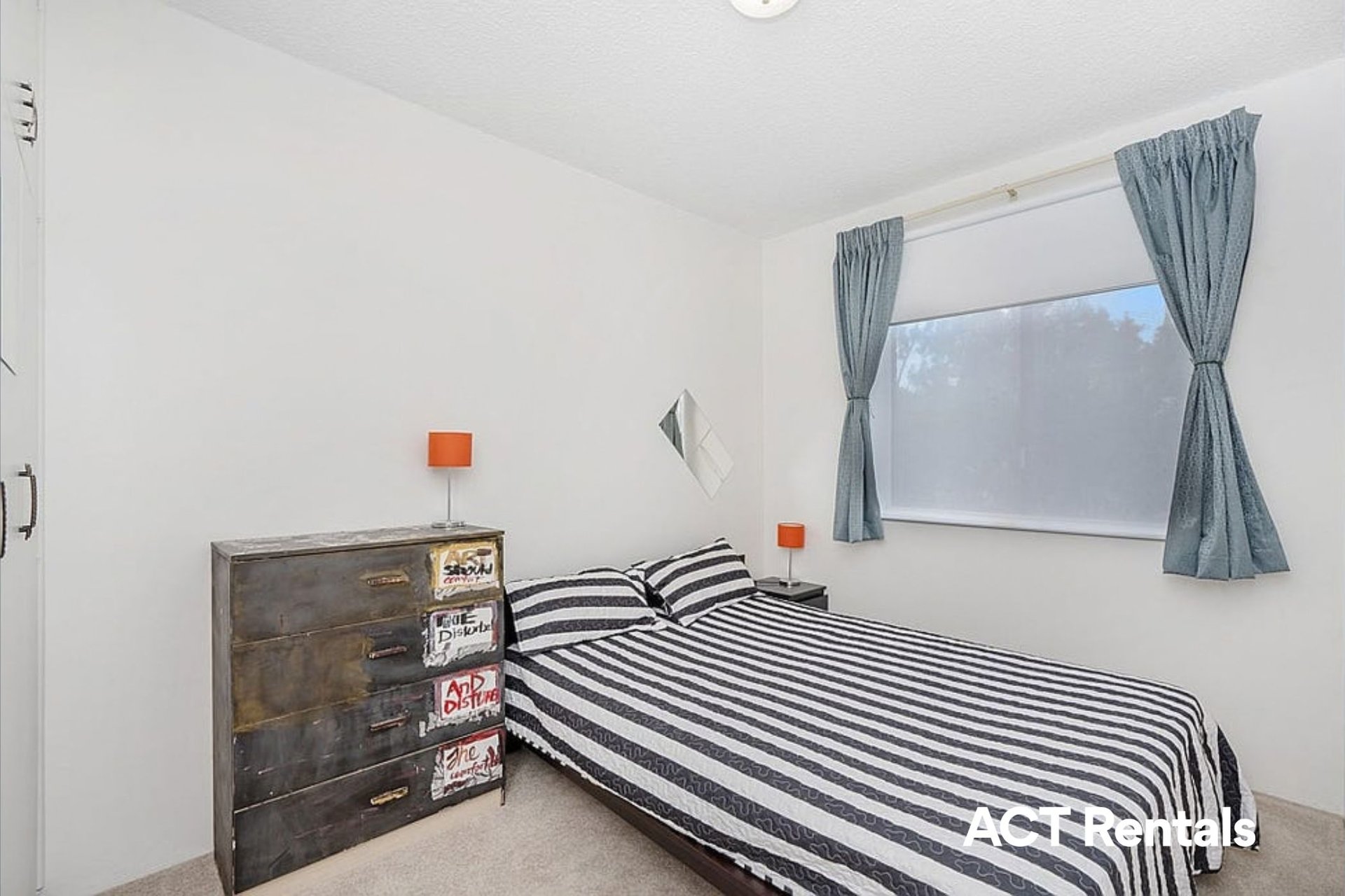 16/32 Springvale Drive Hawker