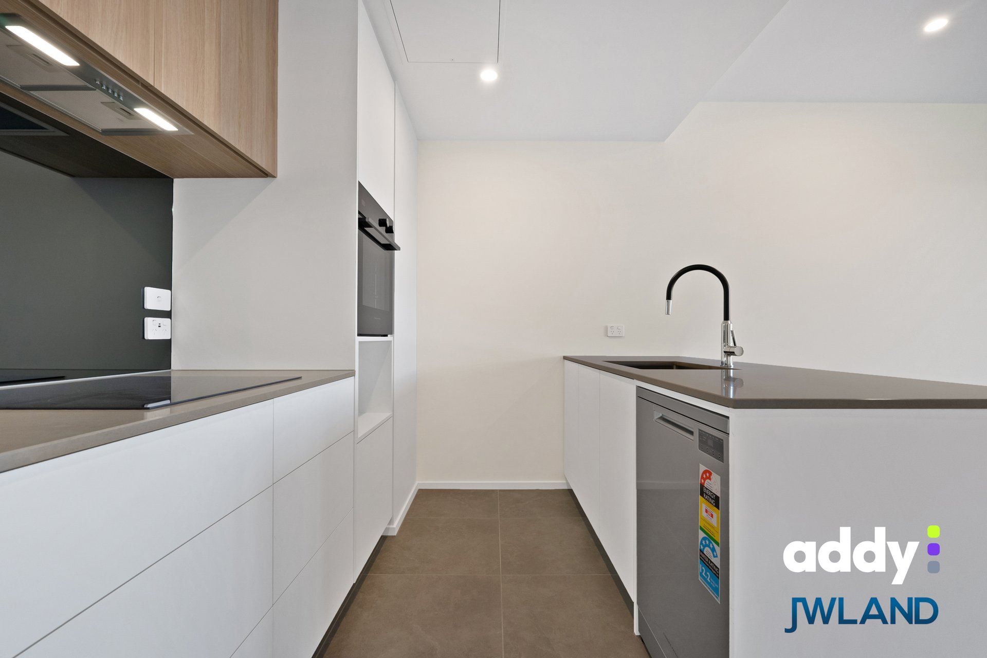 Photo 5 of 21, 720/325 Northbourne Avenue