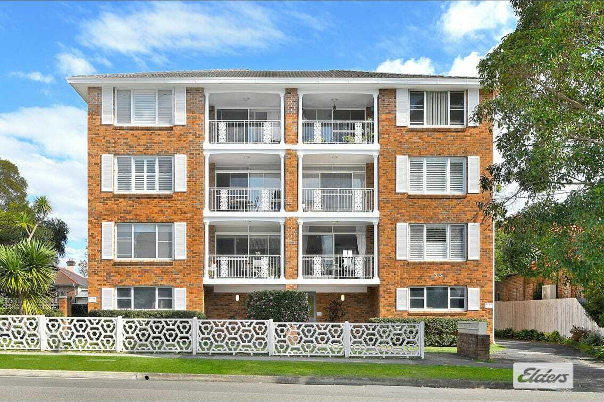 7/3-5 Alexandra Street — photo 10 of 10