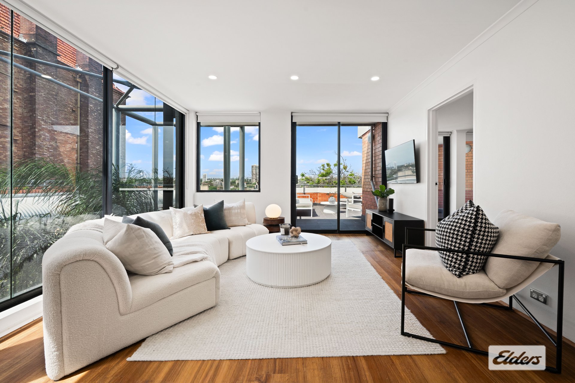 501/8 Ward Aveune , Elizabeth Bay, NSW, 2011