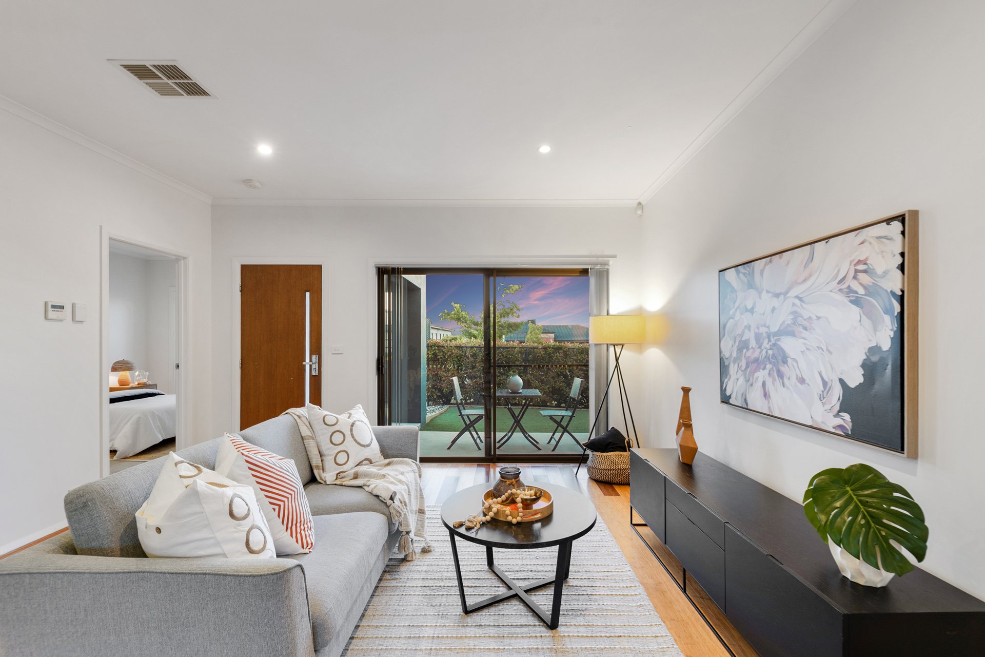 54 James Mcauley Crescent, Wright Auction by Sydney Sotheby's International Realty - image 3