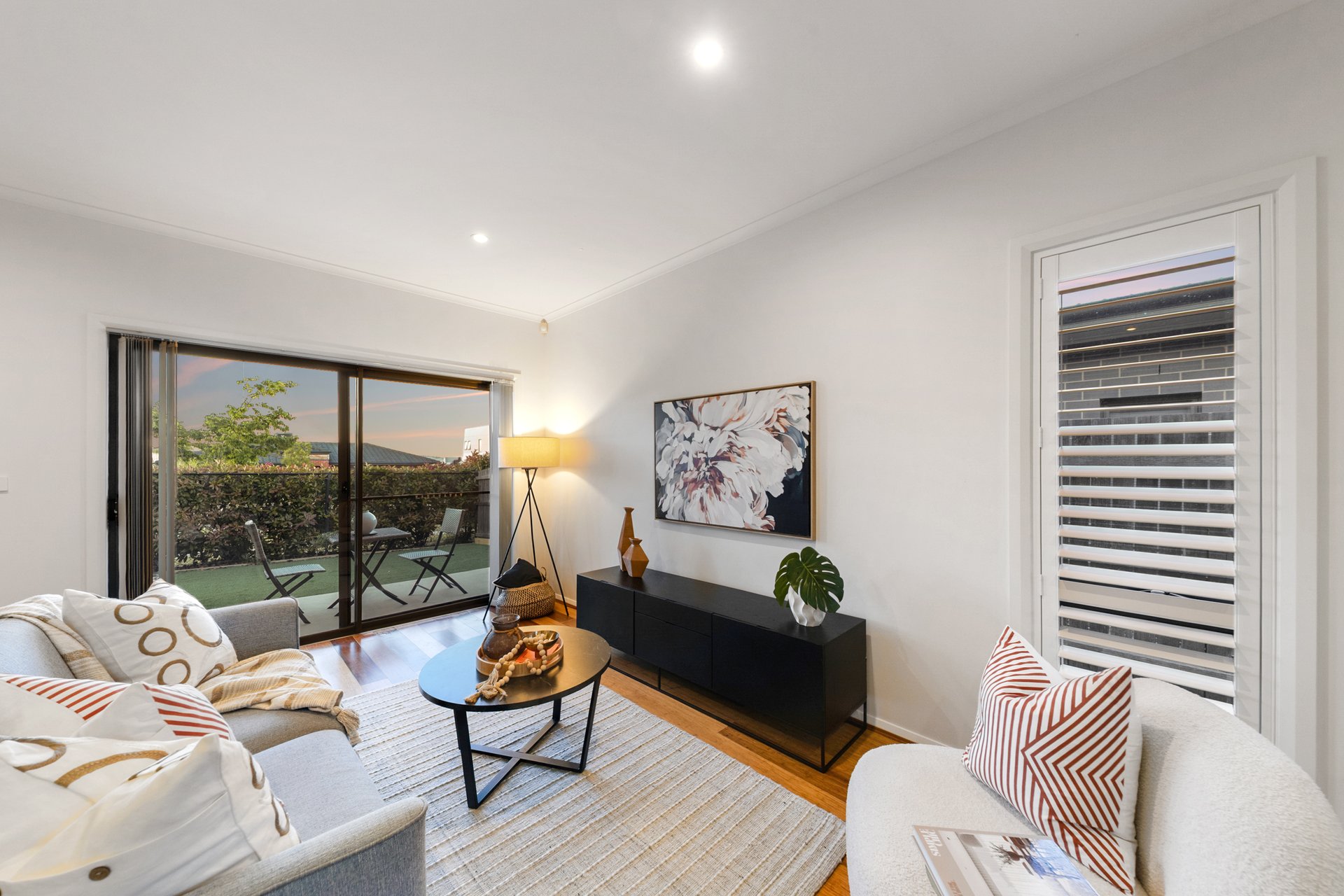 54 James Mcauley Crescent, Wright Auction by Sydney Sotheby's International Realty - image 4