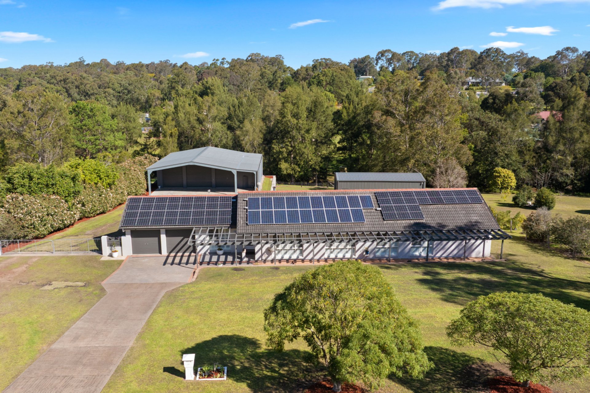 37 Hilldale Drive, Bolwarra Heights For Sale by The Agency Hunter Valley