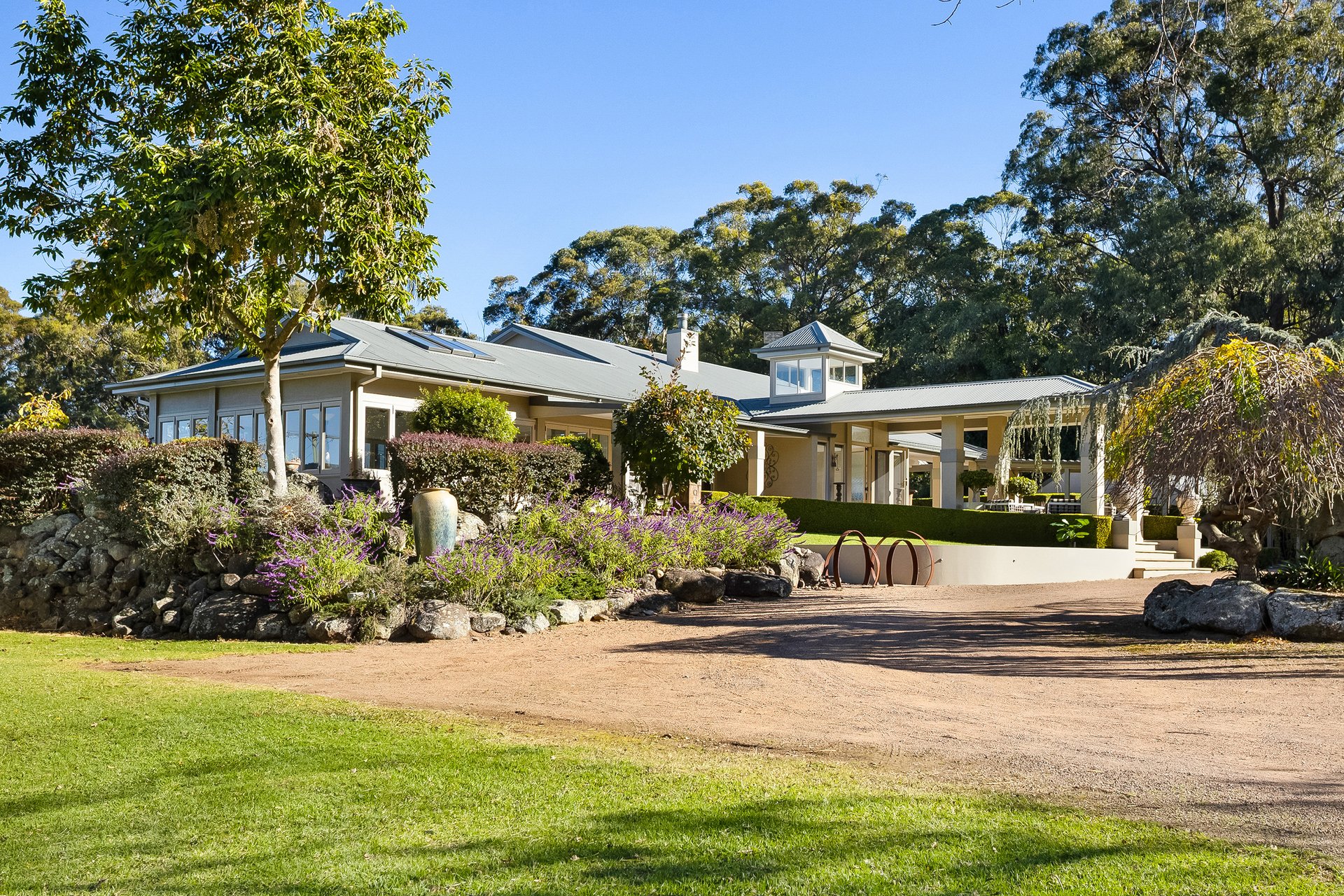 281 Paynes Road, Dombarton Sold by Sydney Sotheby's International Realty - image 4