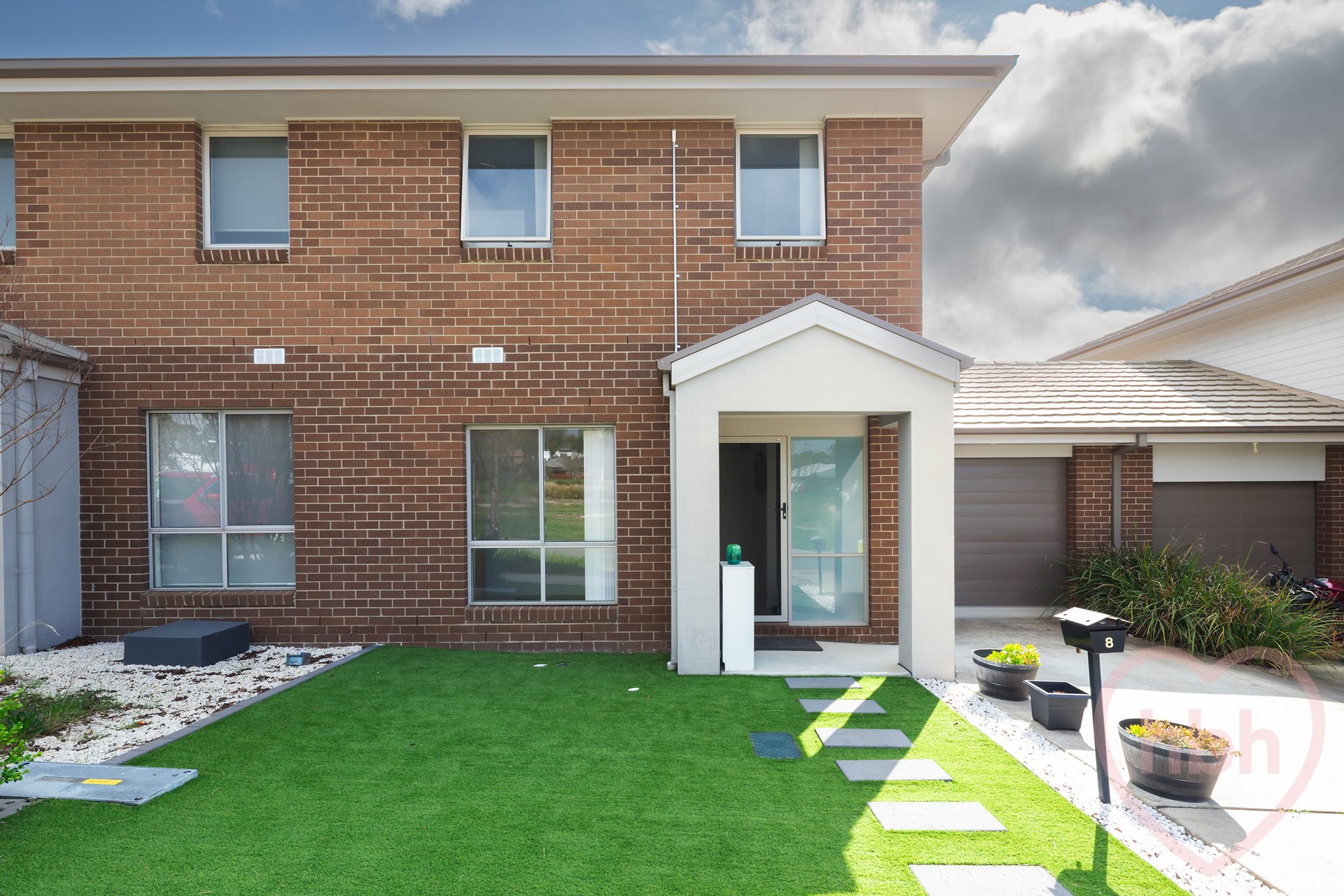 8 Beulah Close