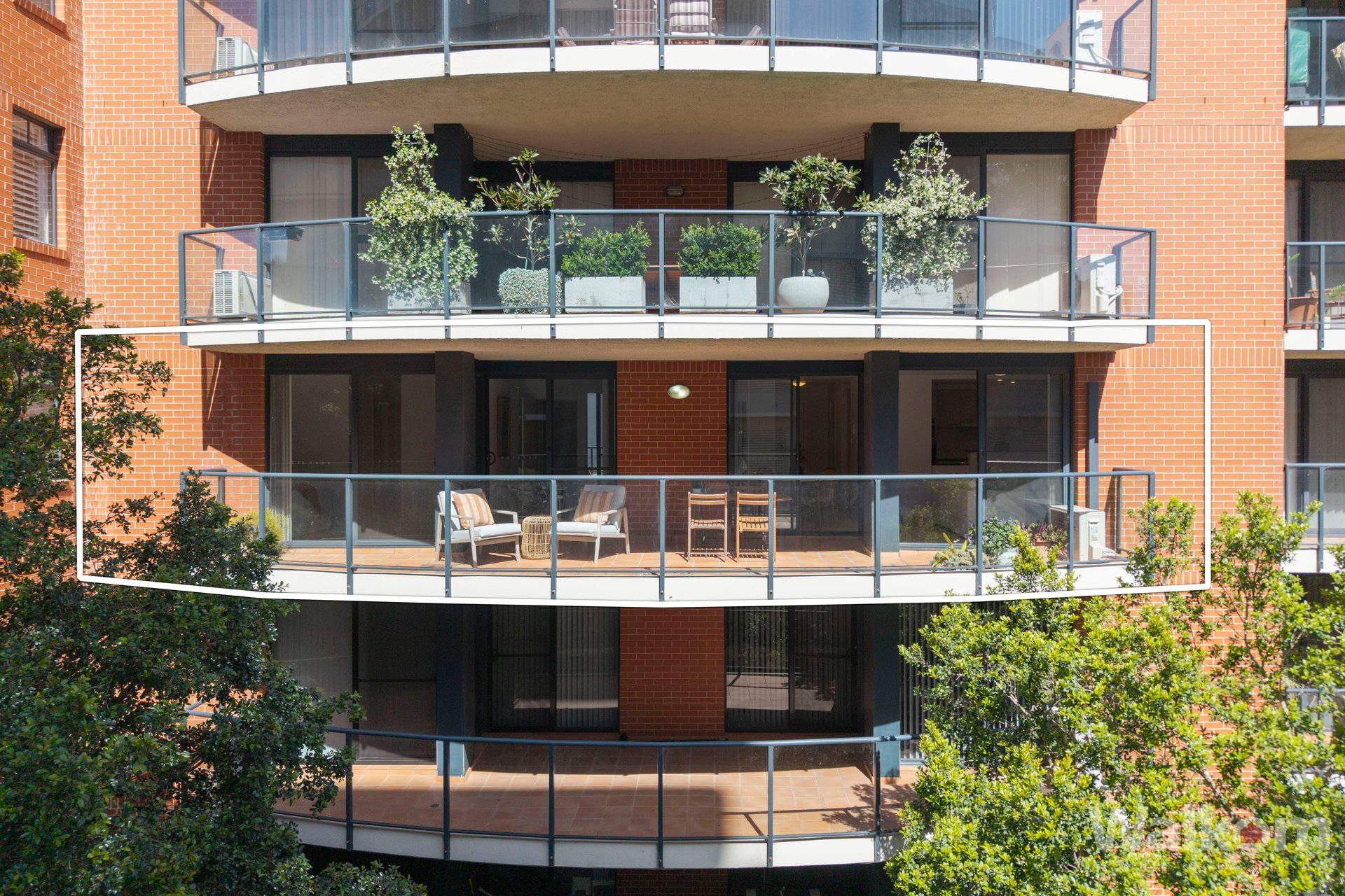 Listing Image 2