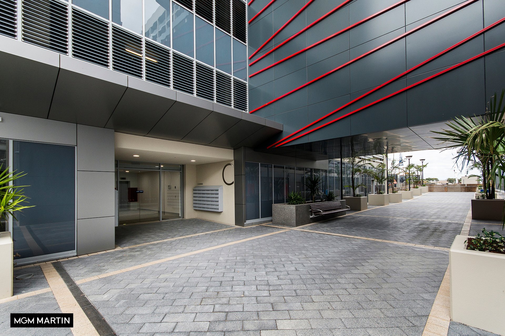 1002C/8 Bourke Street, Mascot For Lease by MGM Martin - image 1
