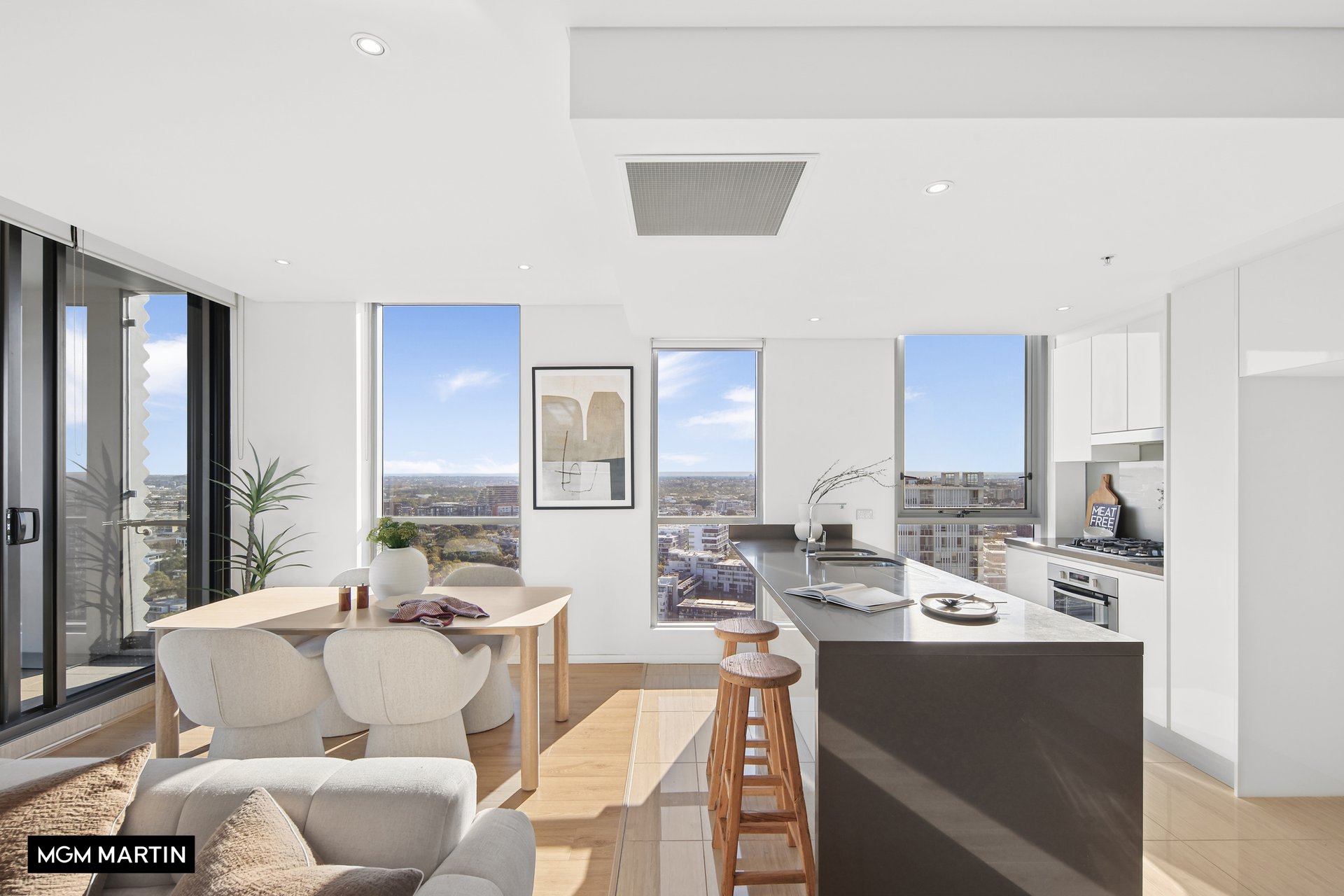 2416/20 Gadigal Avenue, Zetland Sold by MGM Martin - image 1