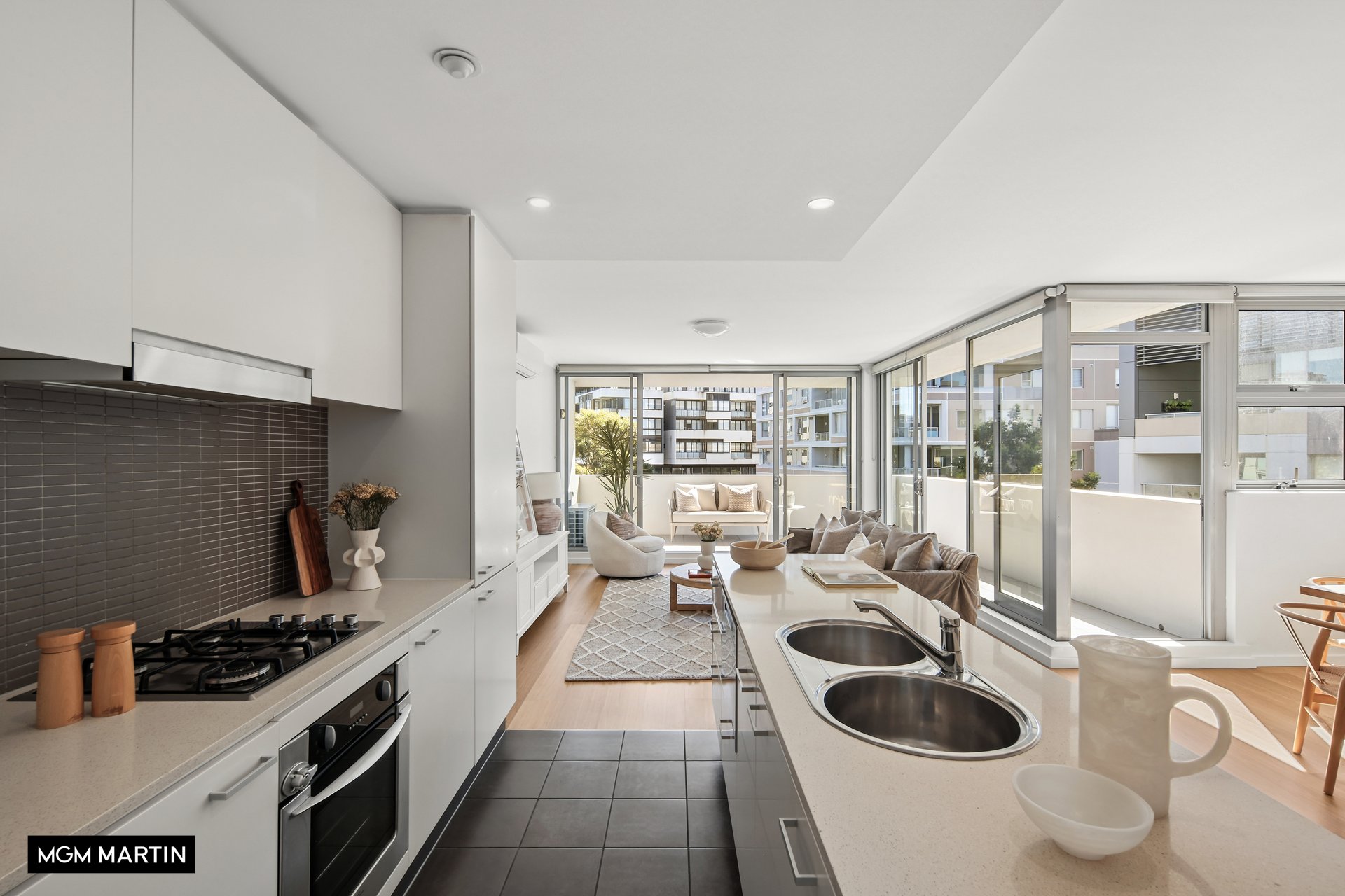 44/3 Defries Avenue, Zetland Sold by MGM Martin - image 1