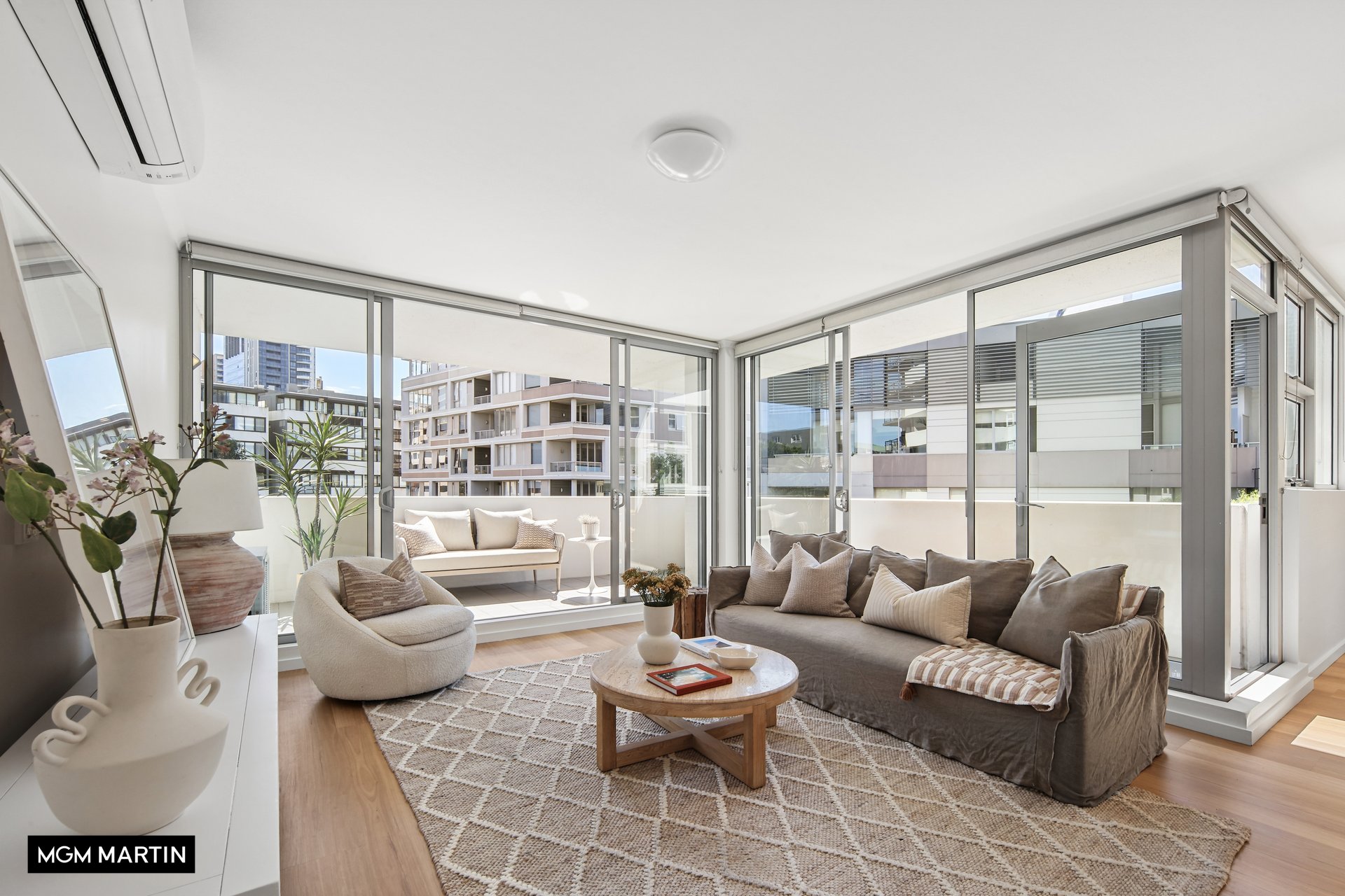 44/3 Defries Avenue, Zetland Sold by MGM Martin - image 1