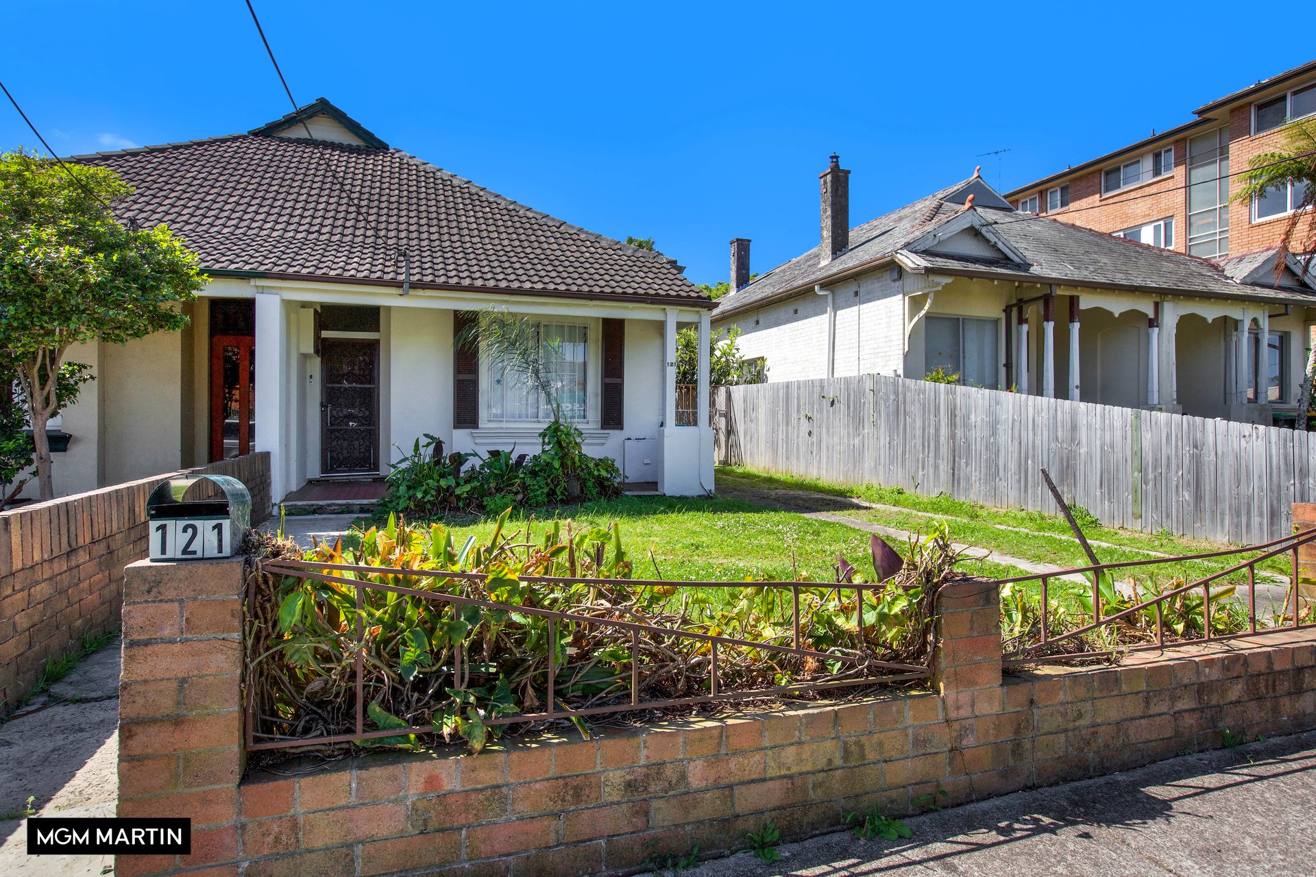 121 Clovelly Road, Randwick Leased by MGM Martin - image 1