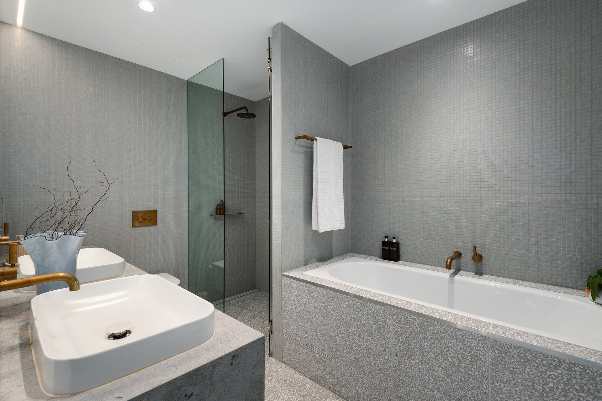 1003/300 Oxford Street, Bondi Junction Auction by Bradfield Badgerfox - image 1