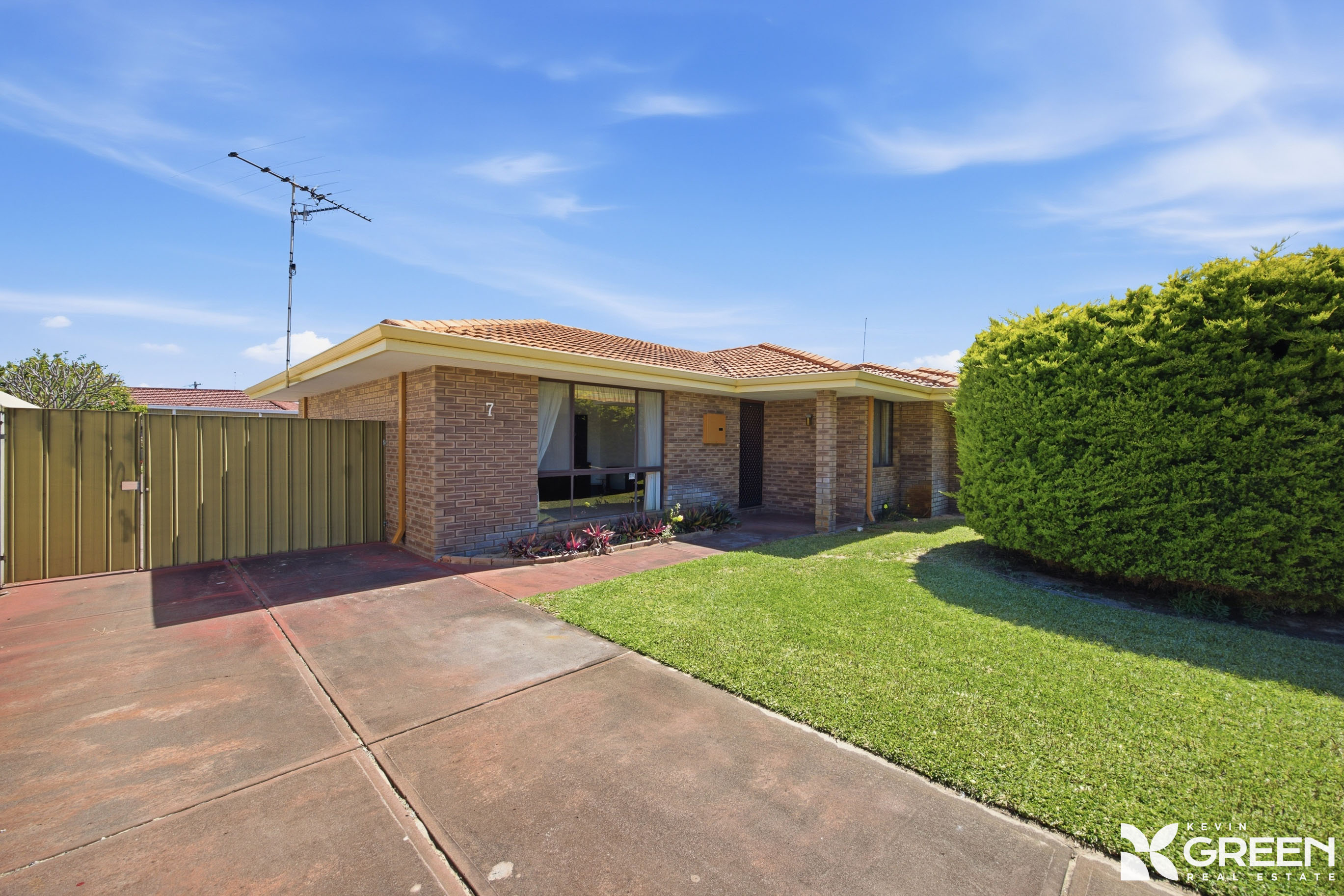 7 Heron Street, Dudley Park - Image 1