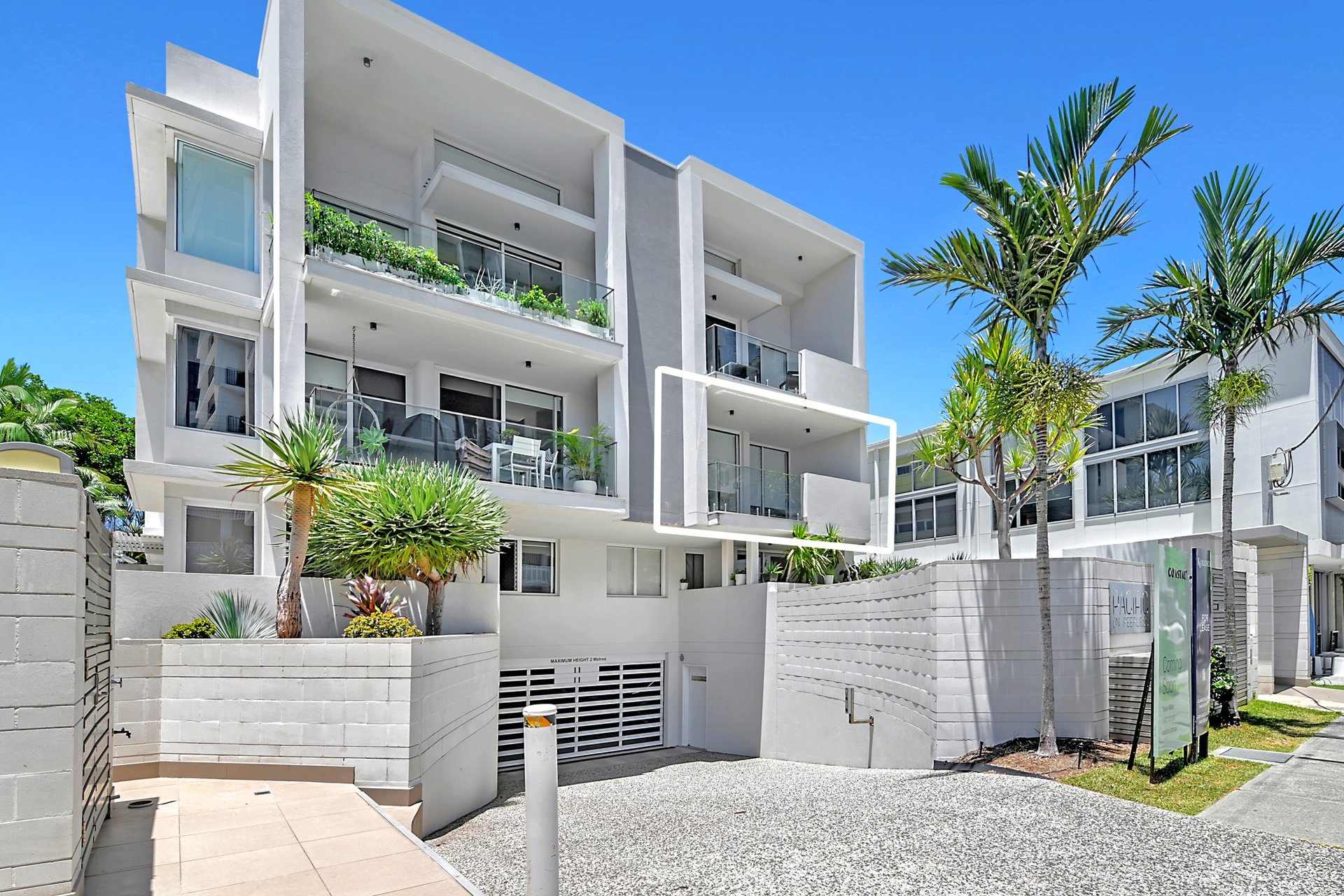 Unit 202/46-48 Peerless Avenue Mermaid Beach