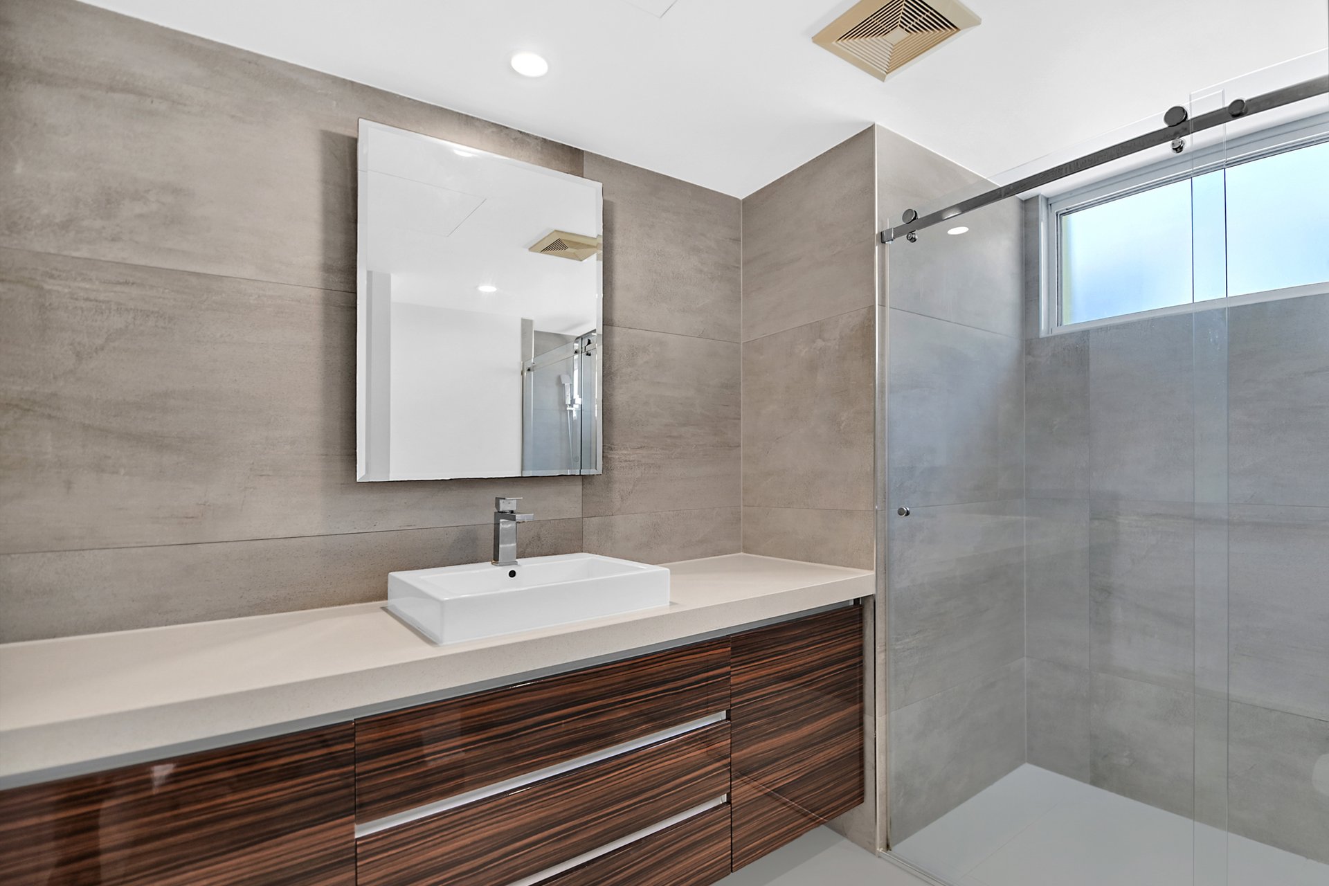 Unit 202/46-48 Peerless Avenue Mermaid Beach