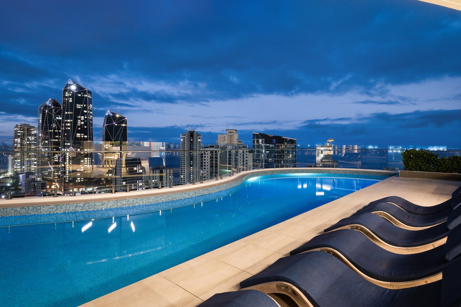 Unit 1702/28-30 Second Avenue Broadbeach