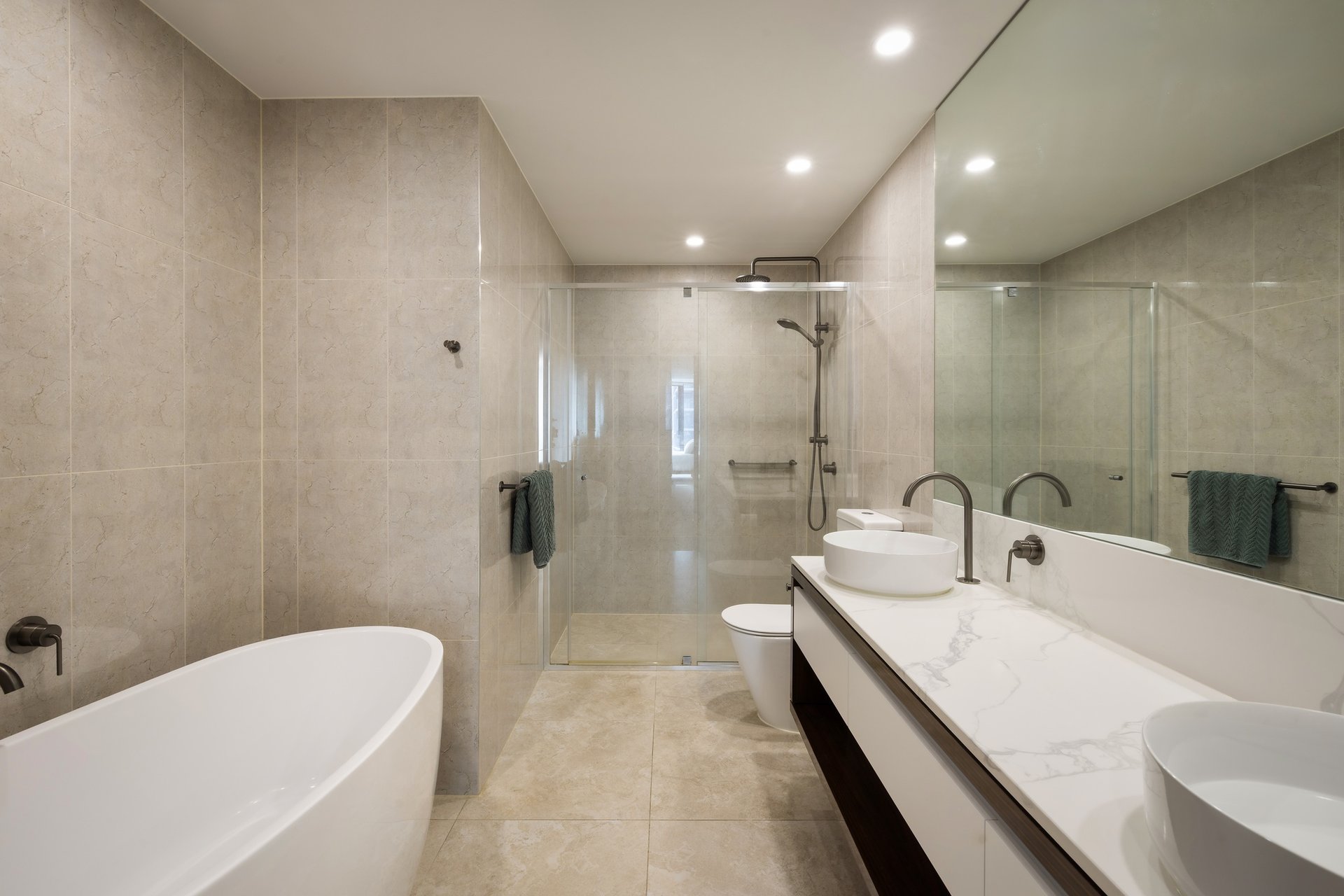 Unit 1702/28-30 Second Avenue Broadbeach