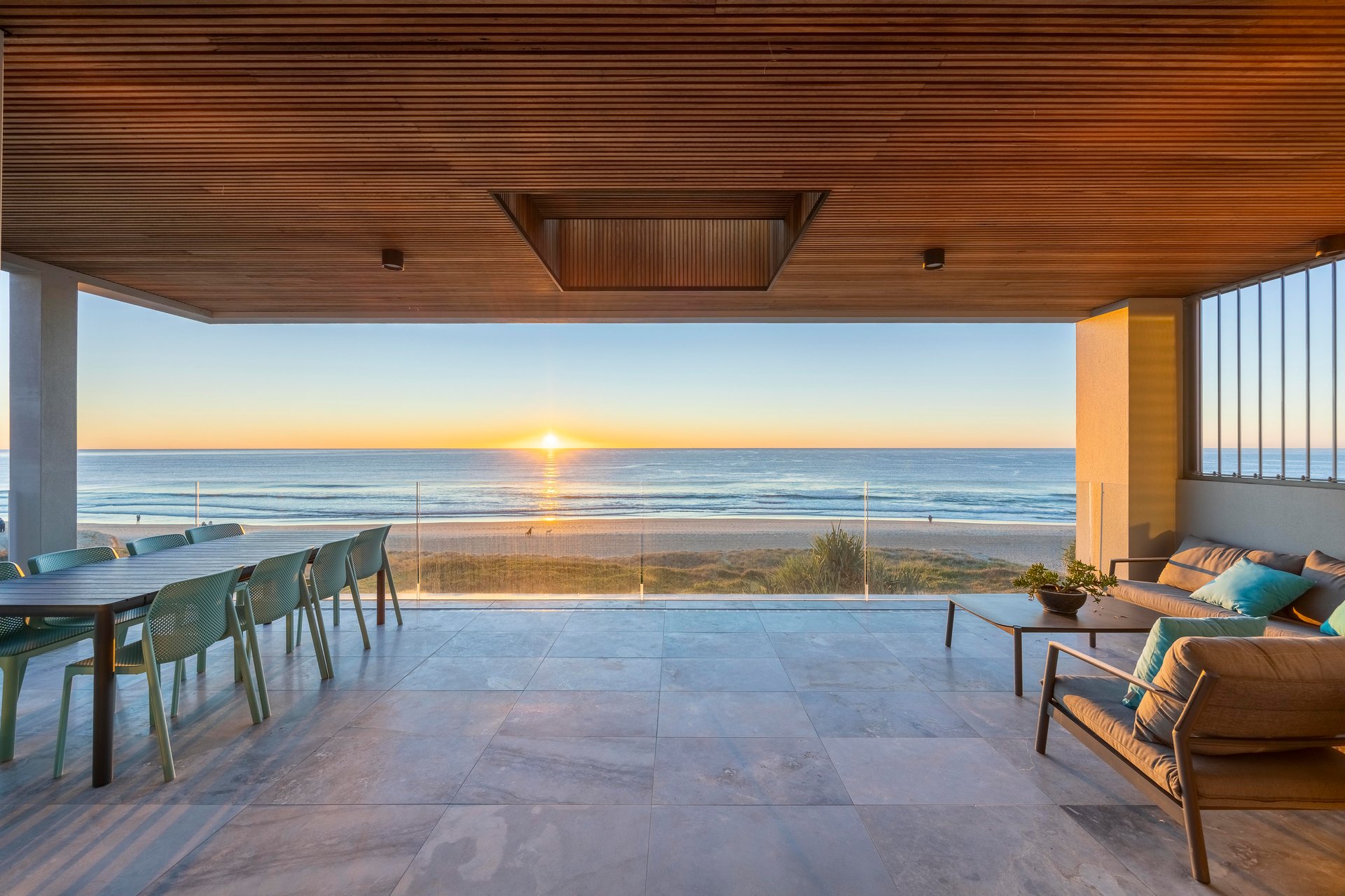 1/161 Hedges Avenue Mermaid Beach