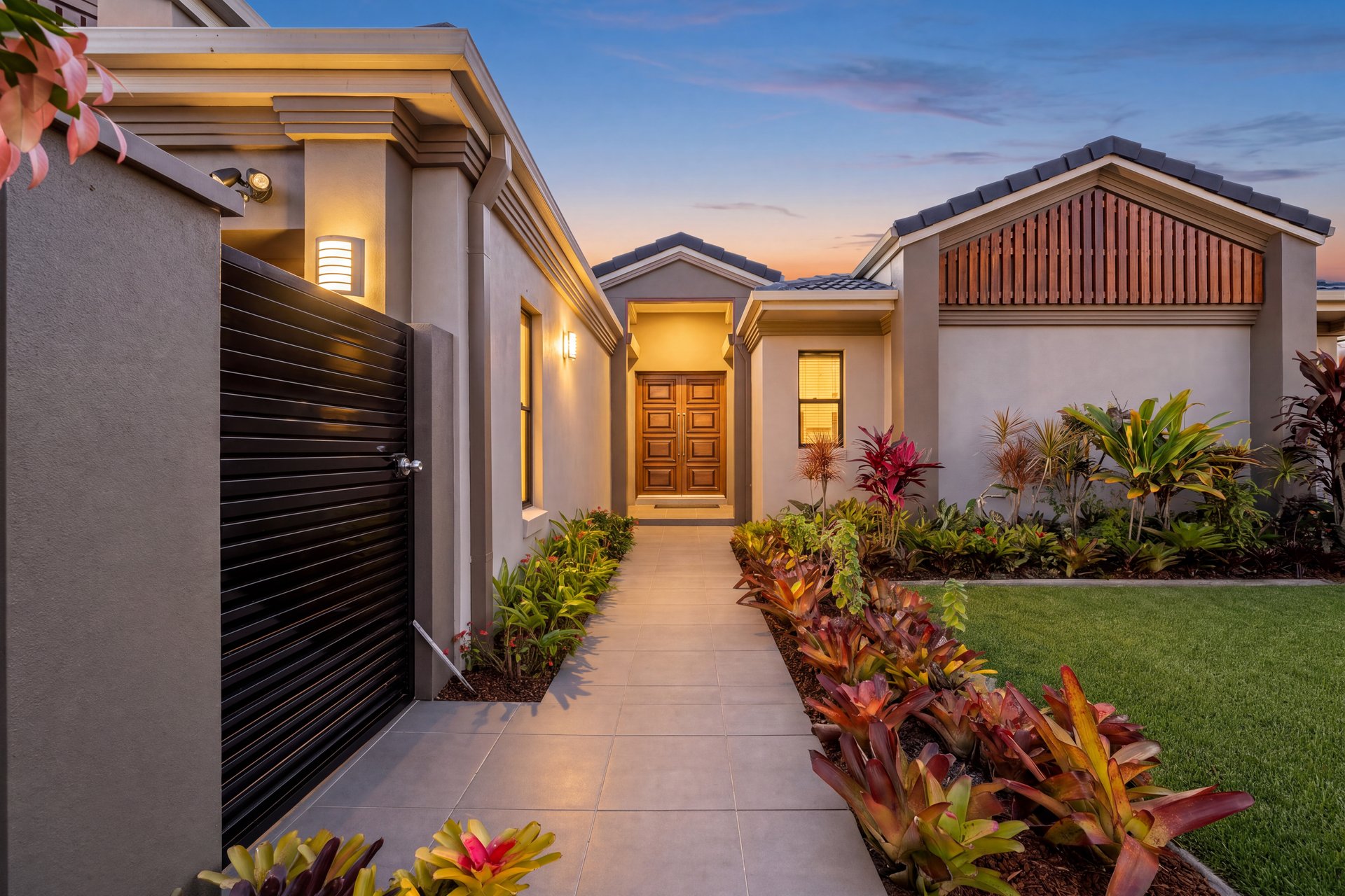 198 Dunlin Drive Burleigh Waters