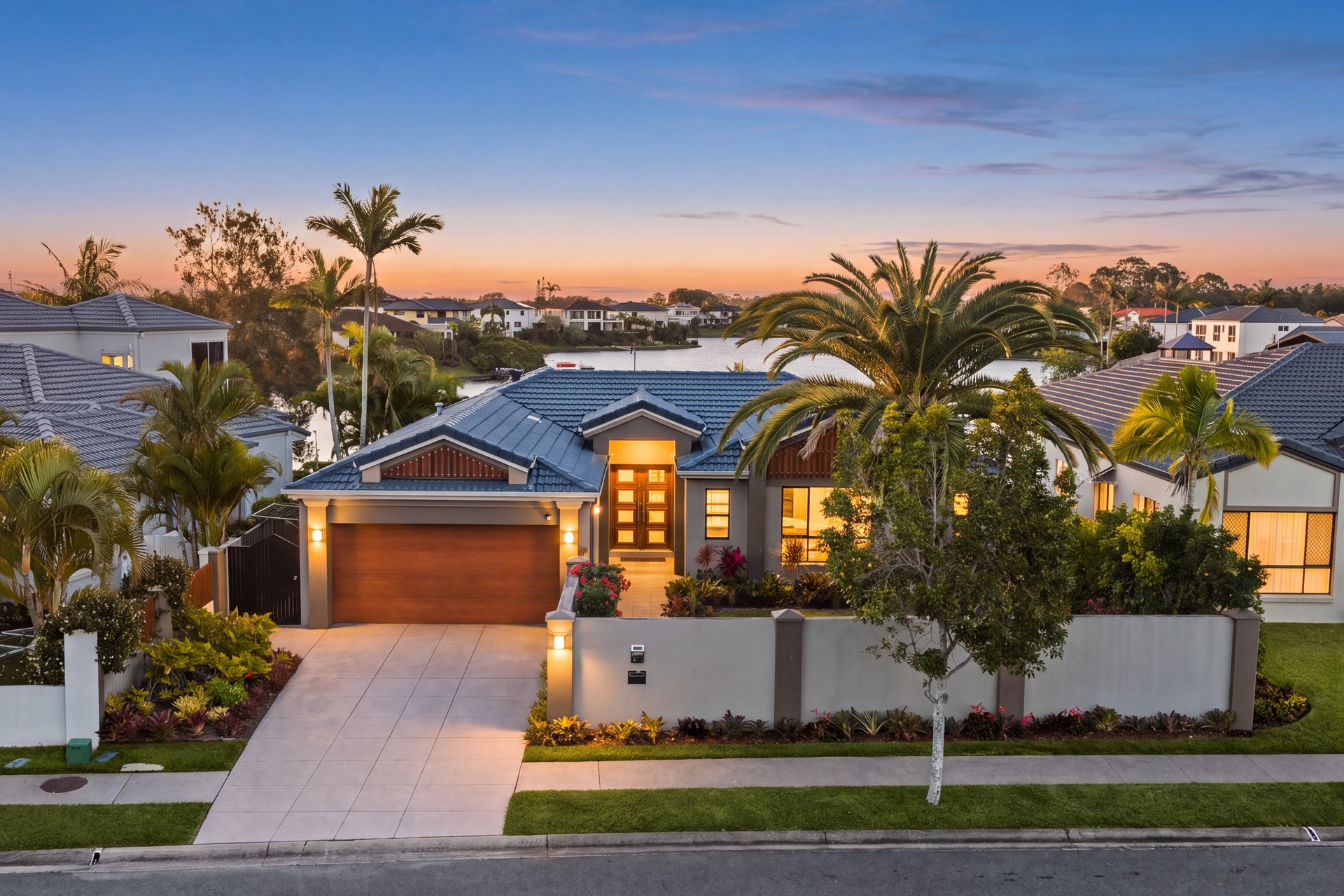 198 Dunlin Drive Burleigh Waters