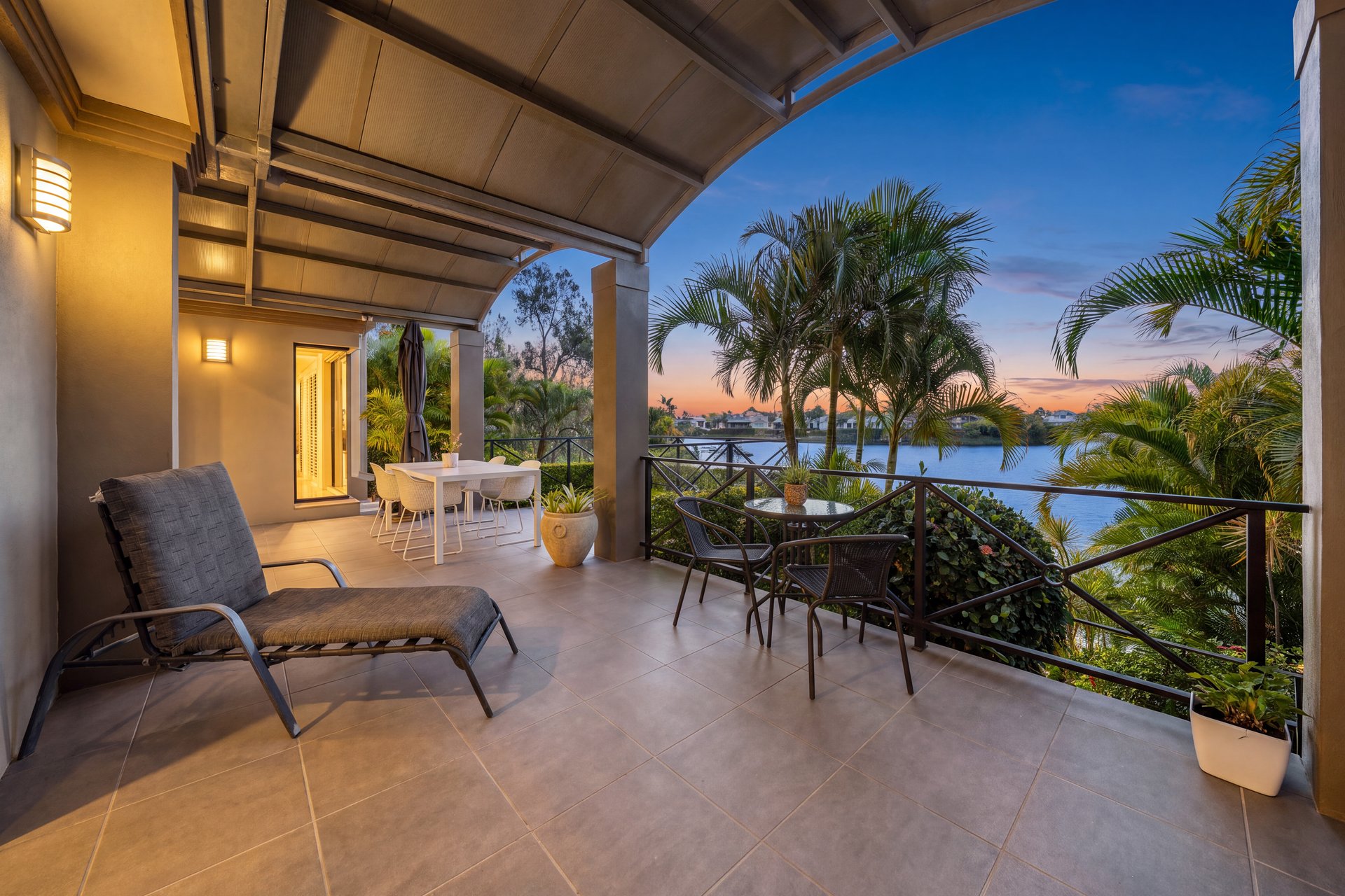 198 Dunlin Drive Burleigh Waters
