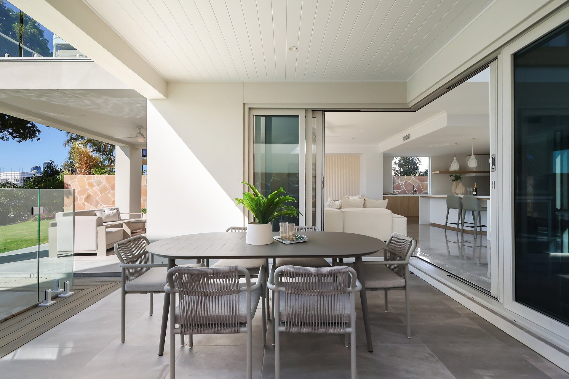 19a Vespa Crescent Surfers Paradise