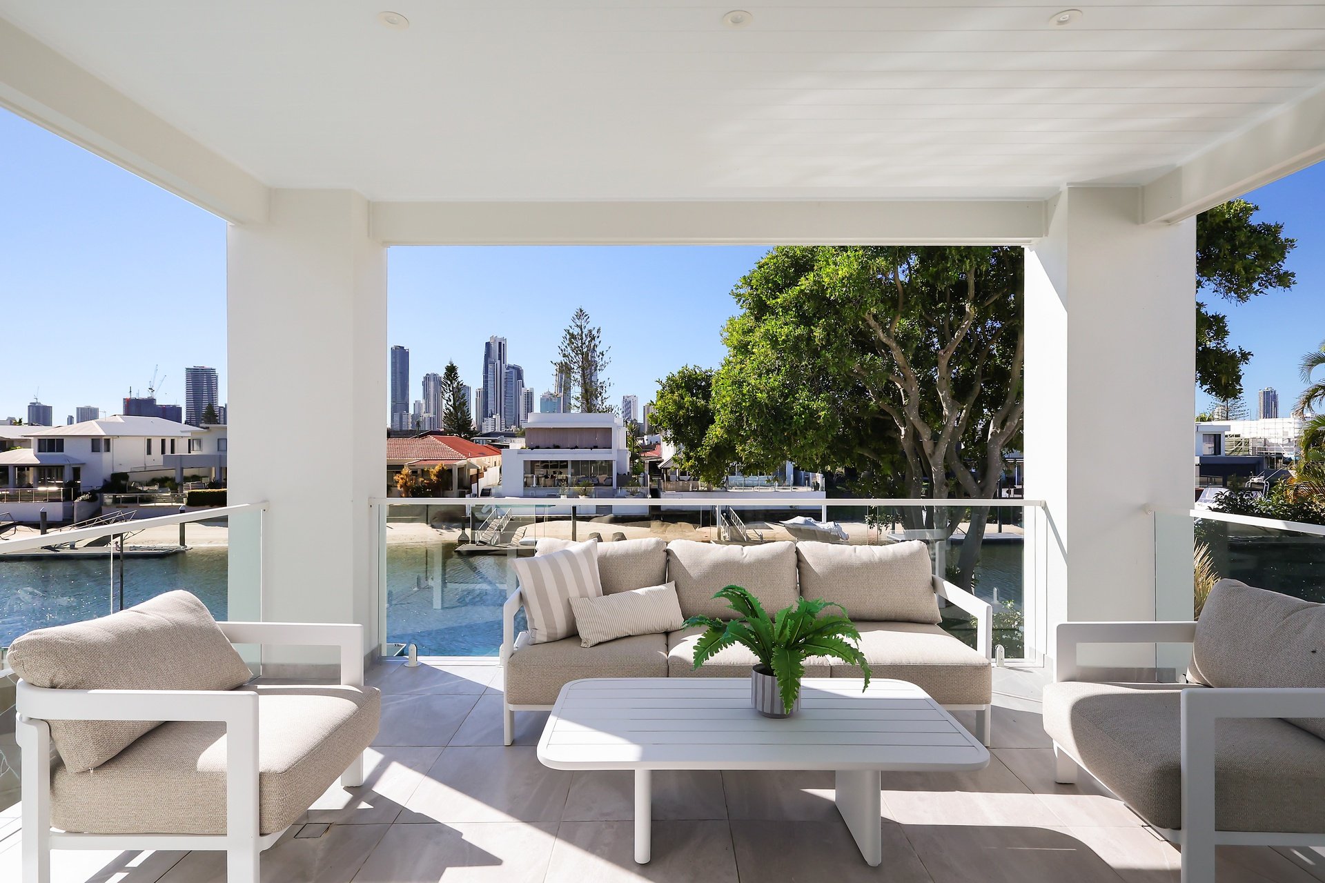 19a Vespa Crescent Surfers Paradise